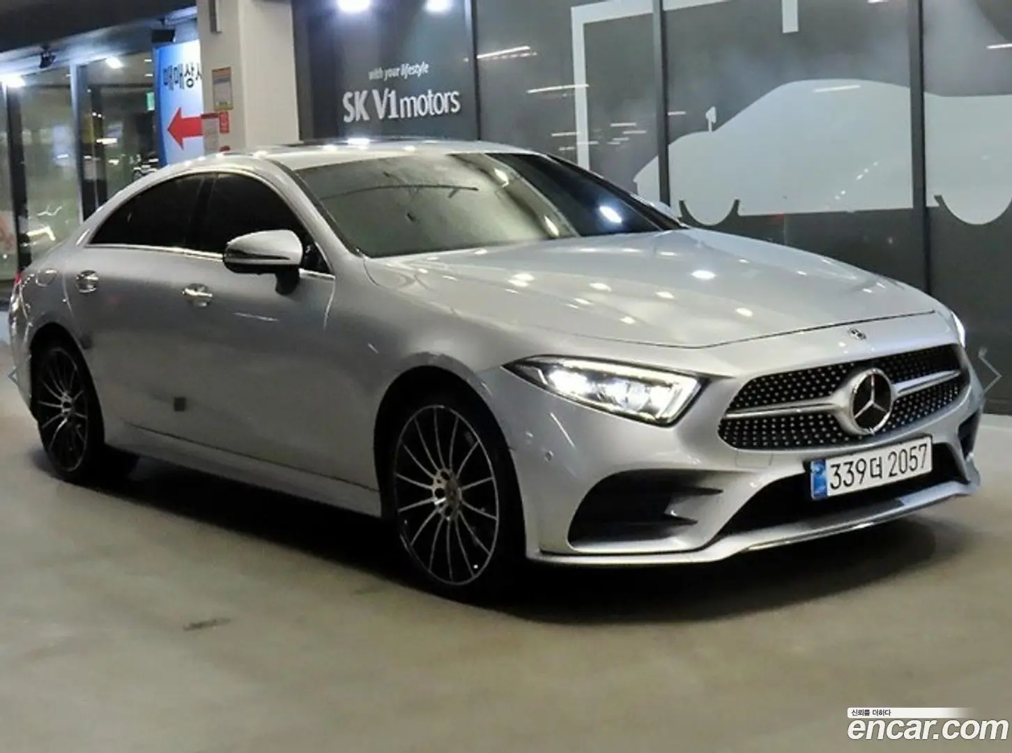 Main__Slider__Photo:CLS-Class Mercedes-Benz 2018.10-0