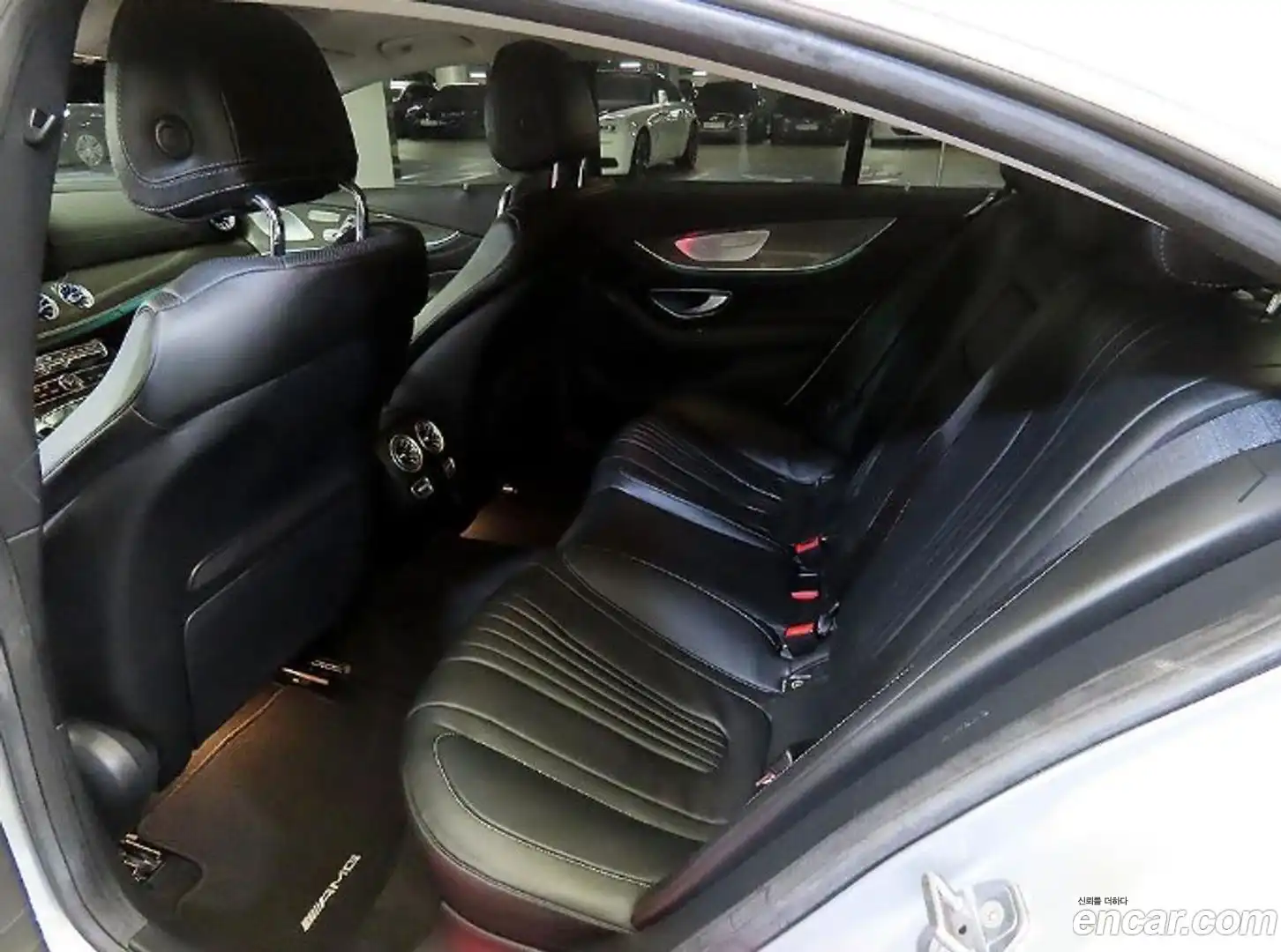CLS-Class Mercedes-Benz 2018.10-INNER-007