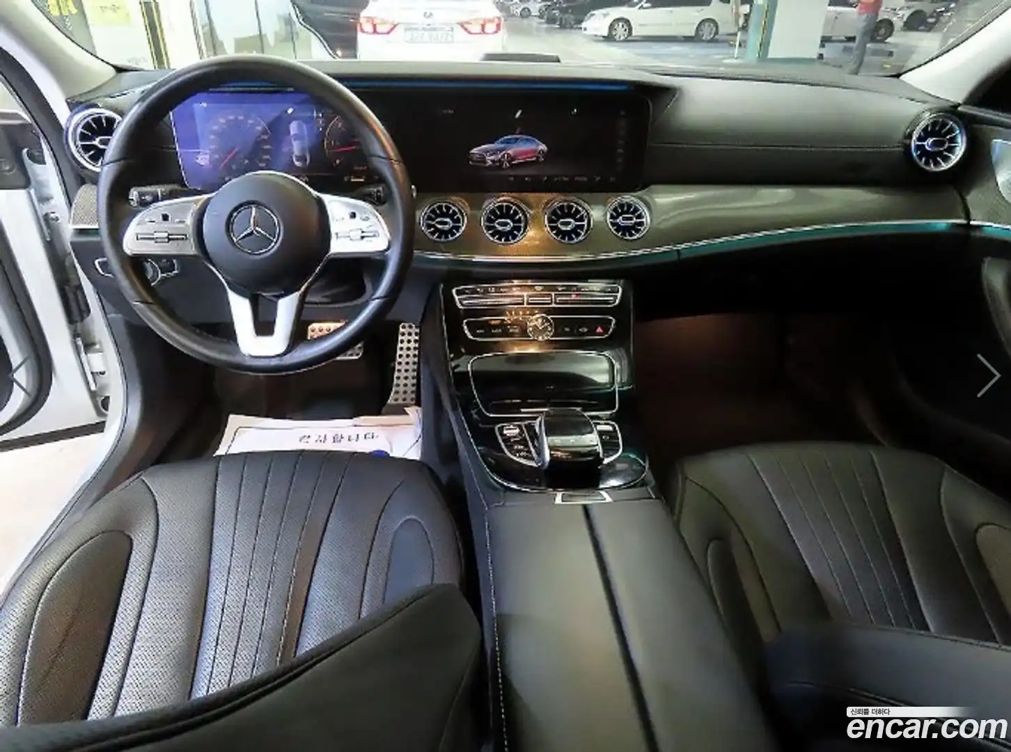 CLS-Class Mercedes-Benz 2018.10-INNER-010