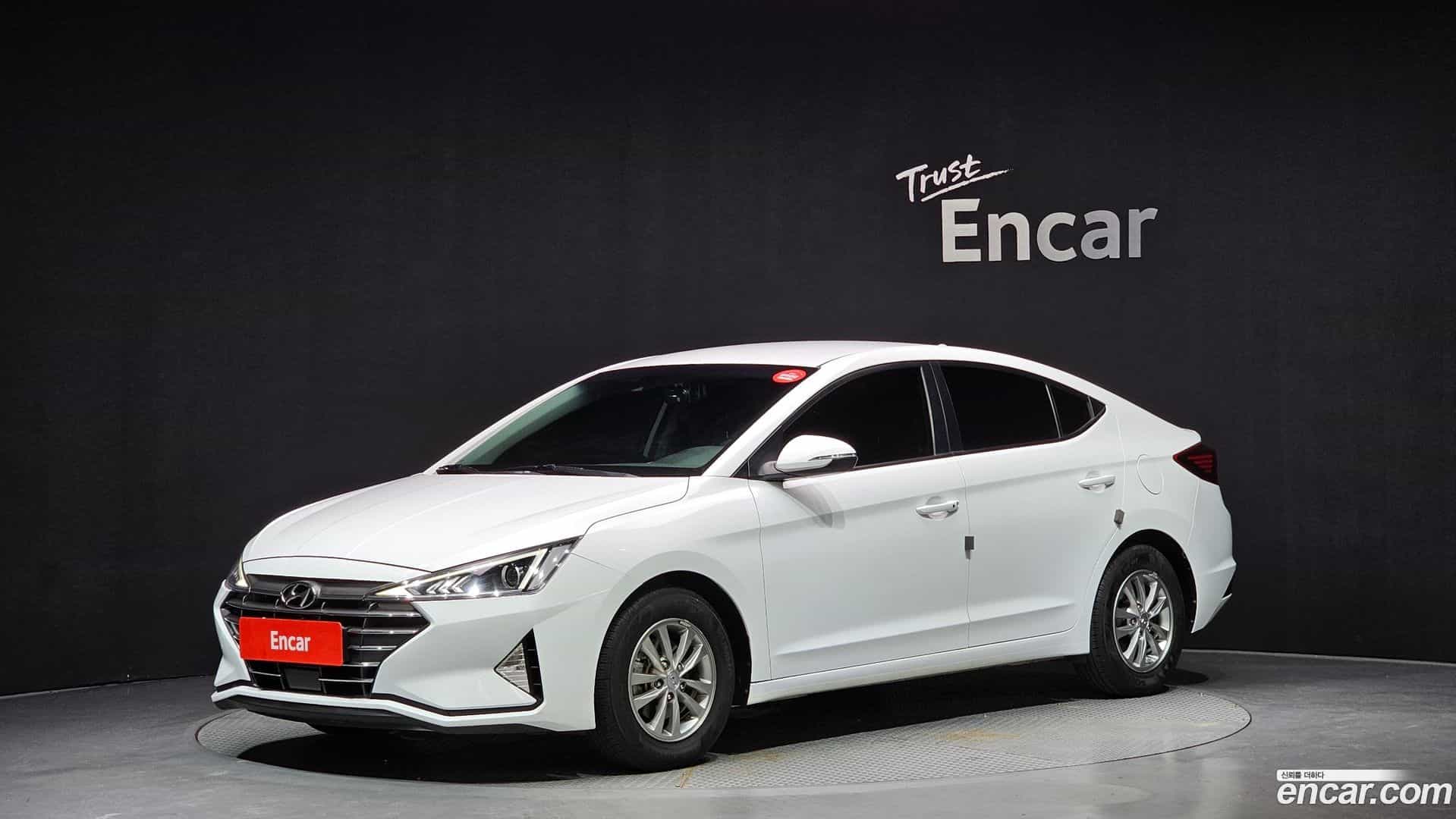 AVANTE Hyundai 2019.6-OUTER-001