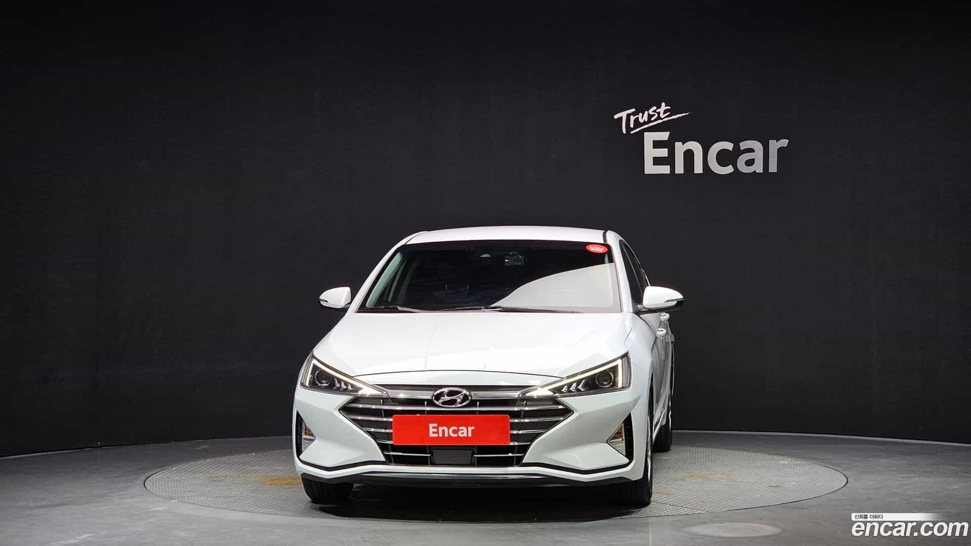 AVANTE Hyundai 2019.6-OUTER-003