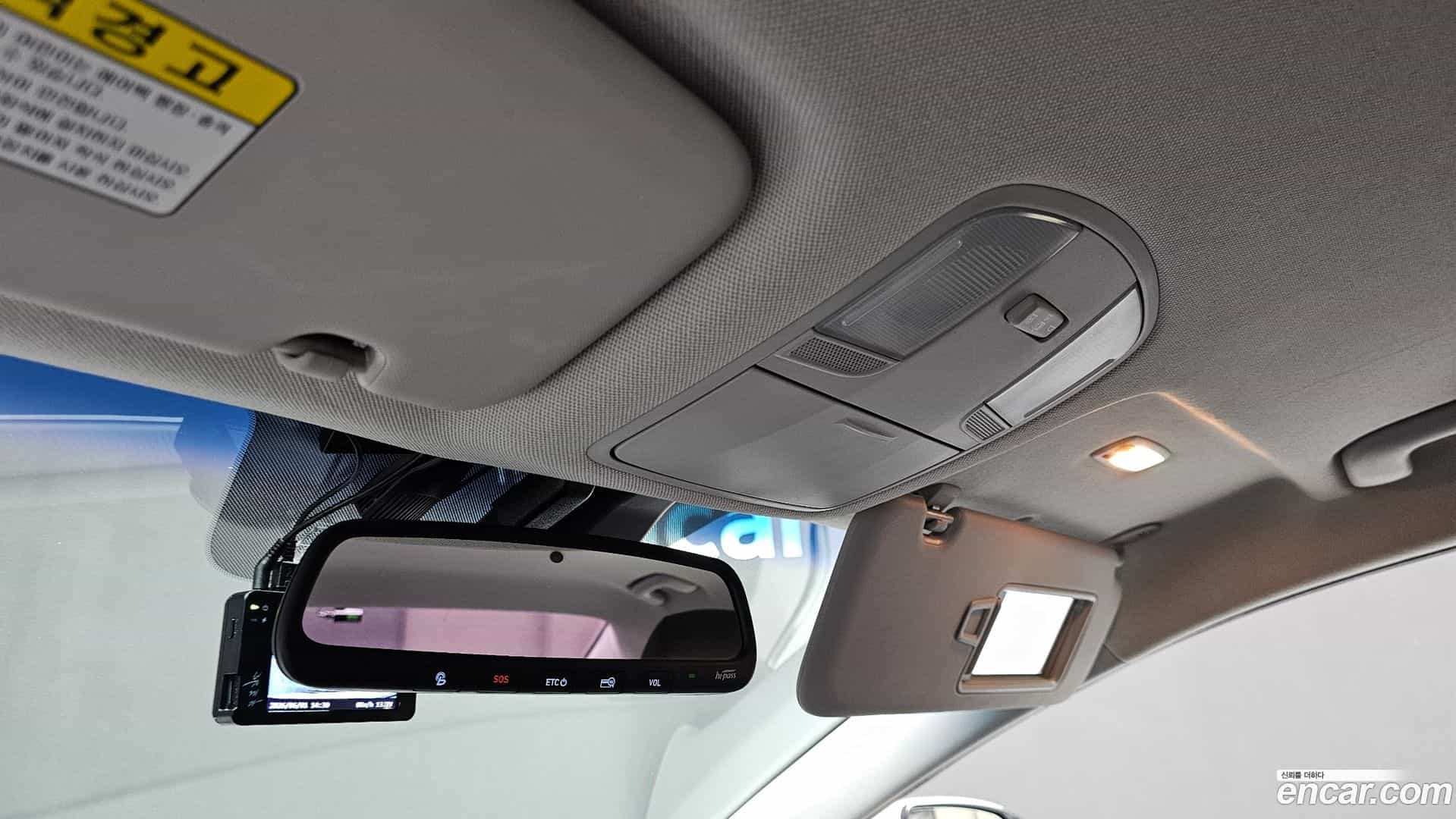 AVANTE Hyundai 2019.6-OPTION-021
