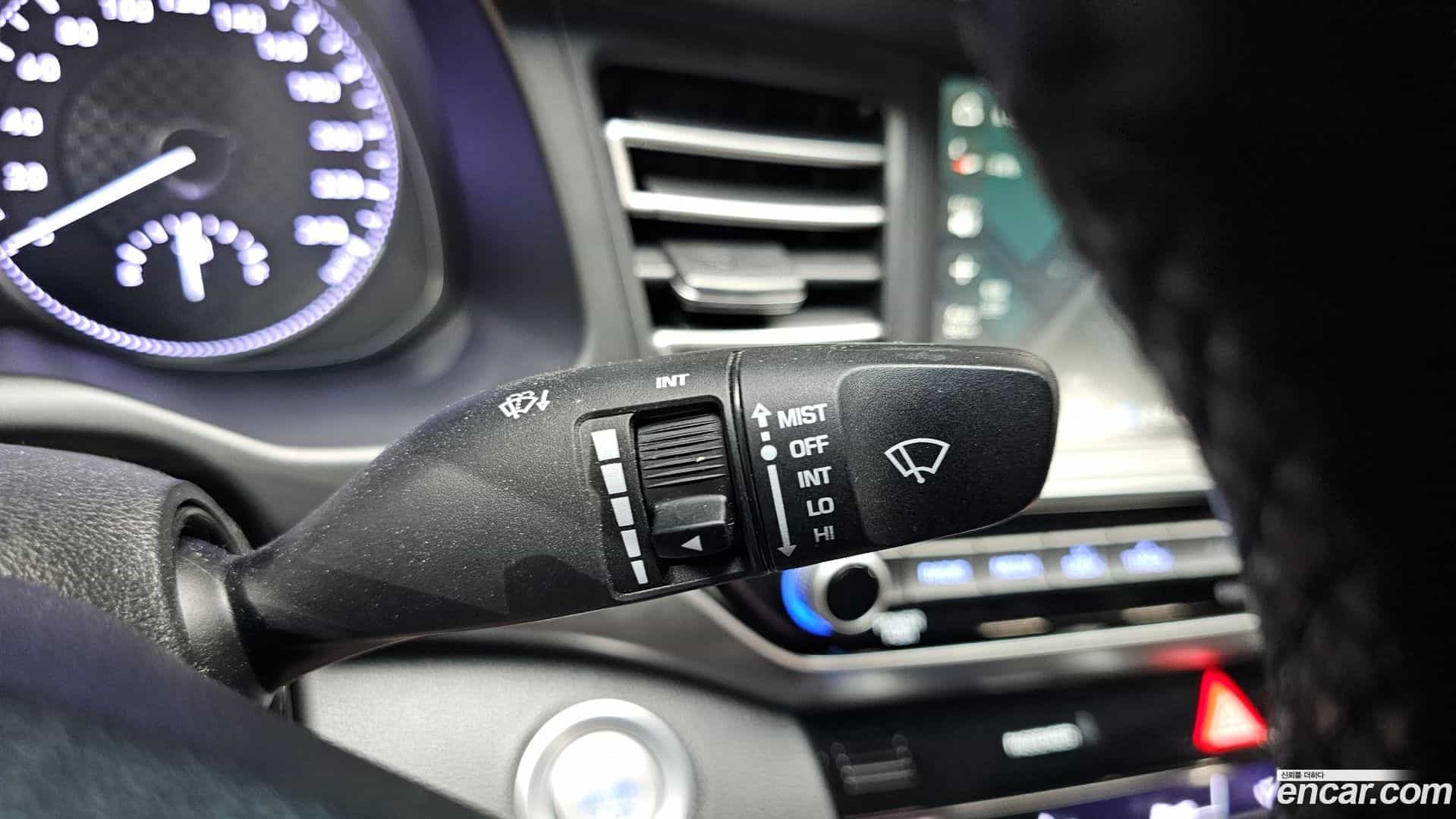 AVANTE Hyundai 2019.6-OPTION-043