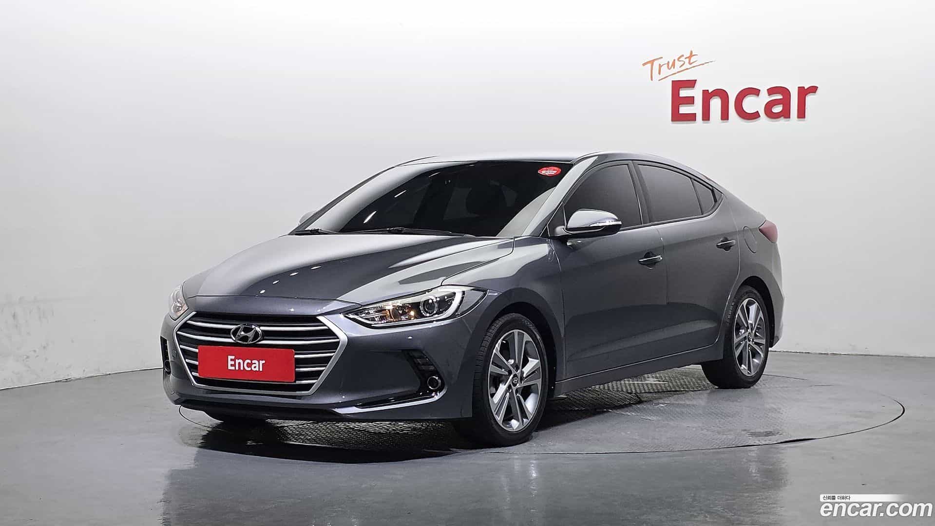 AVANTE Hyundai 2018.0-OUTER-001