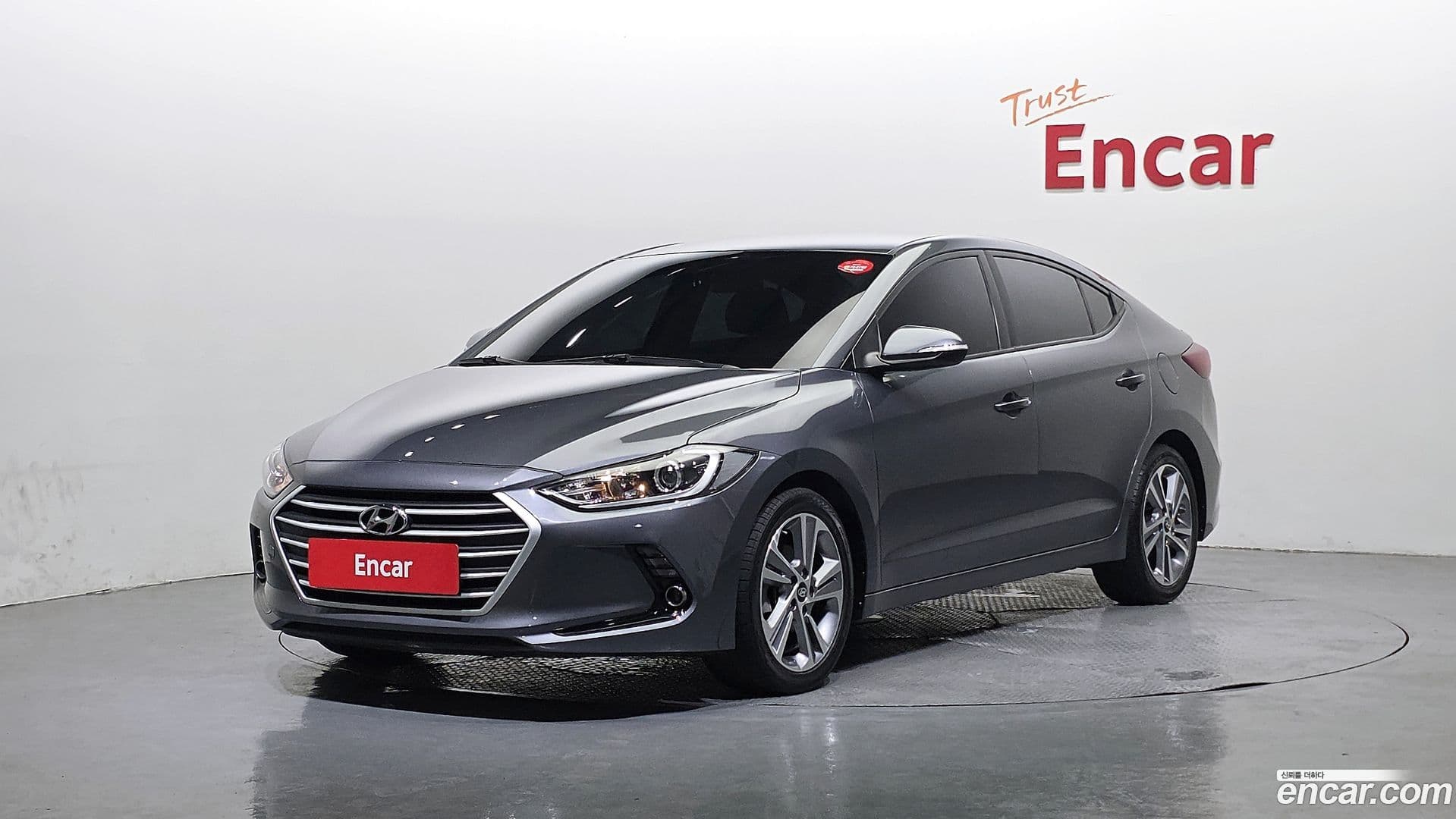 Main__Slider__Photo:AVANTE Hyundai 2018.0-0