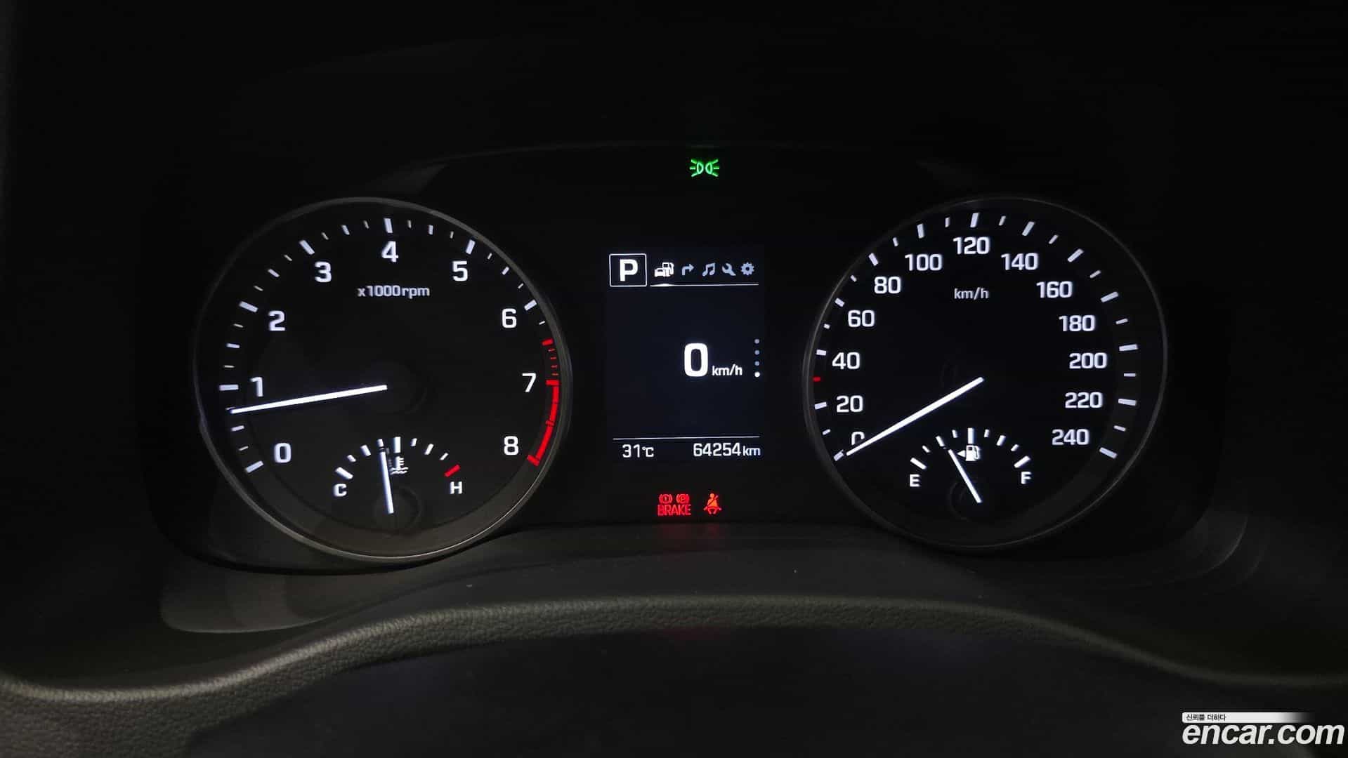 AVANTE Hyundai 2018.0-INNER-008