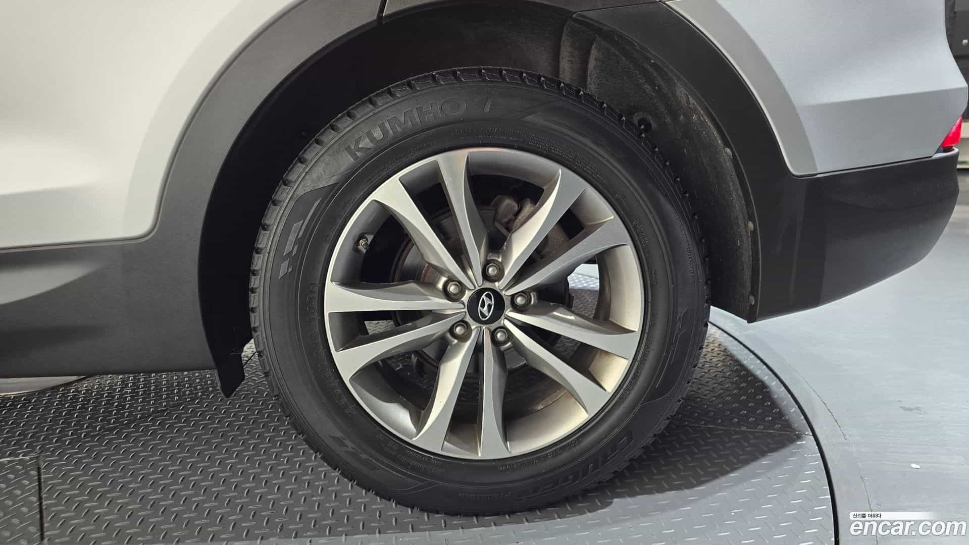 Santafe Hyundai 2015.6-OUTER-031