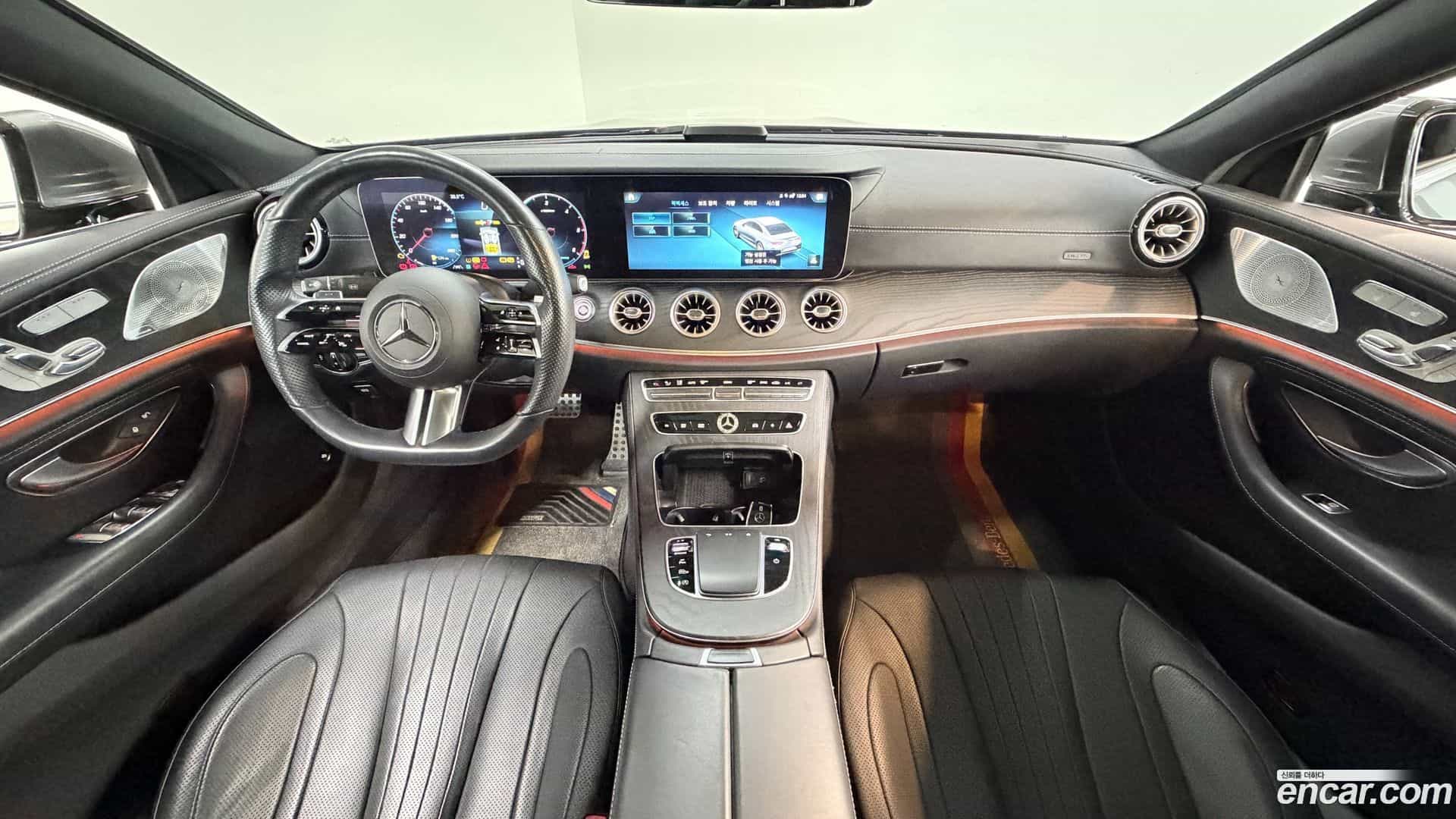 CLS-Class Mercedes-Benz 2022.2-INNER-007