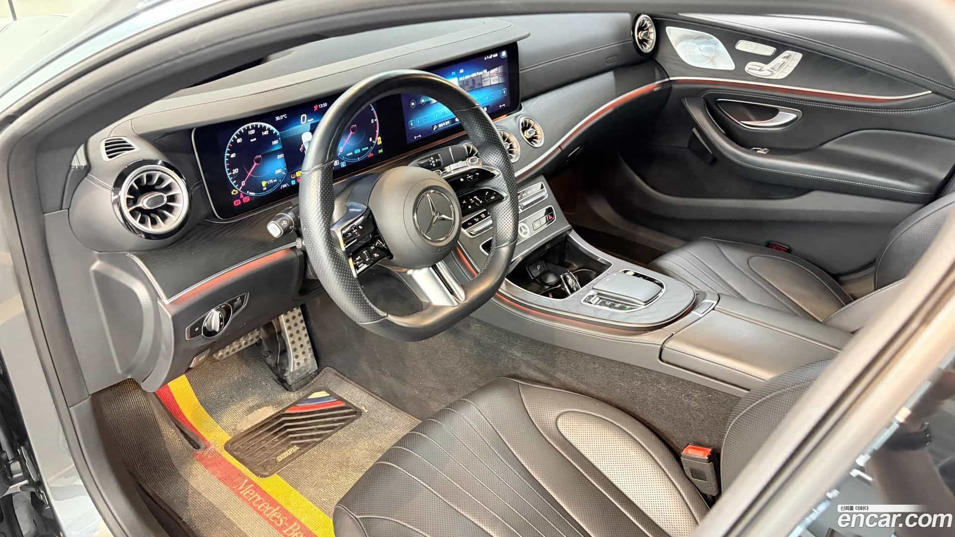 CLS-Class Mercedes-Benz 2022.2-INNER-010