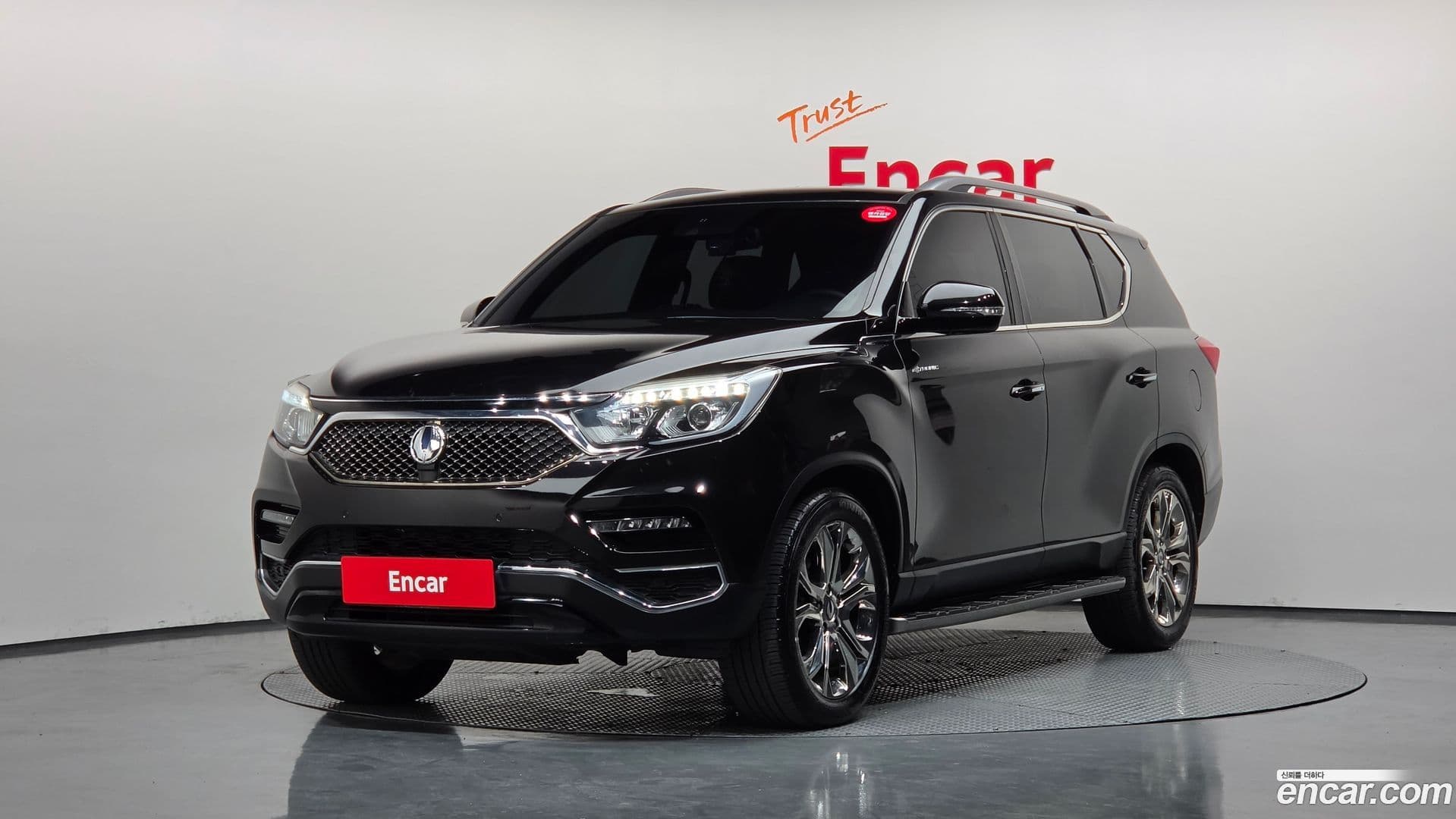 Main__Slider__Photo:Rexton KG Mobility 2018.5-0