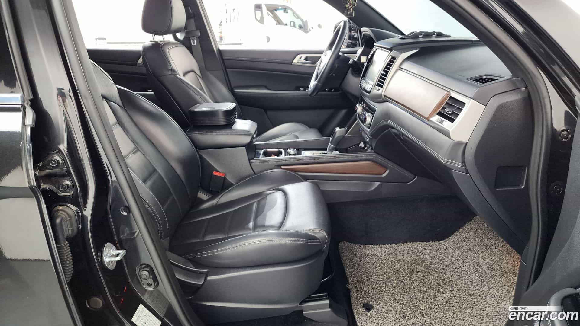 Rexton KG Mobility 2018.5-INNER-036