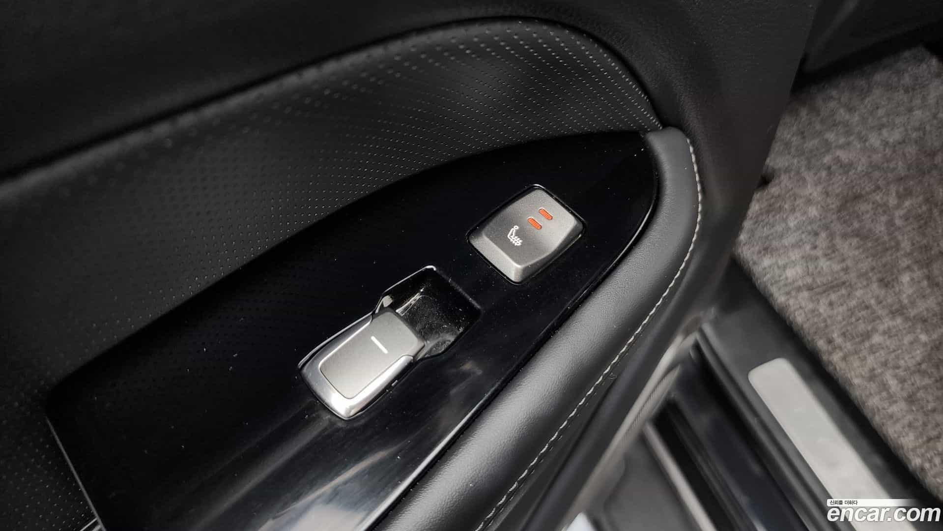 Rexton KG Mobility 2018.5-OPTION-041