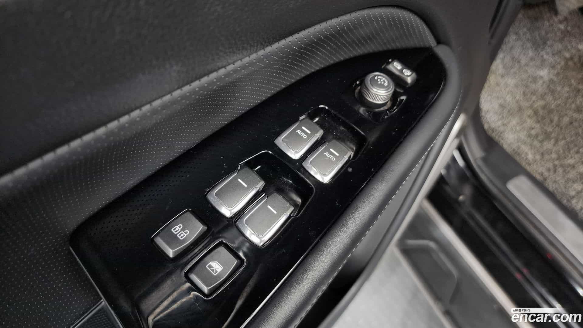 Rexton KG Mobility 2018.5-OPTION-042