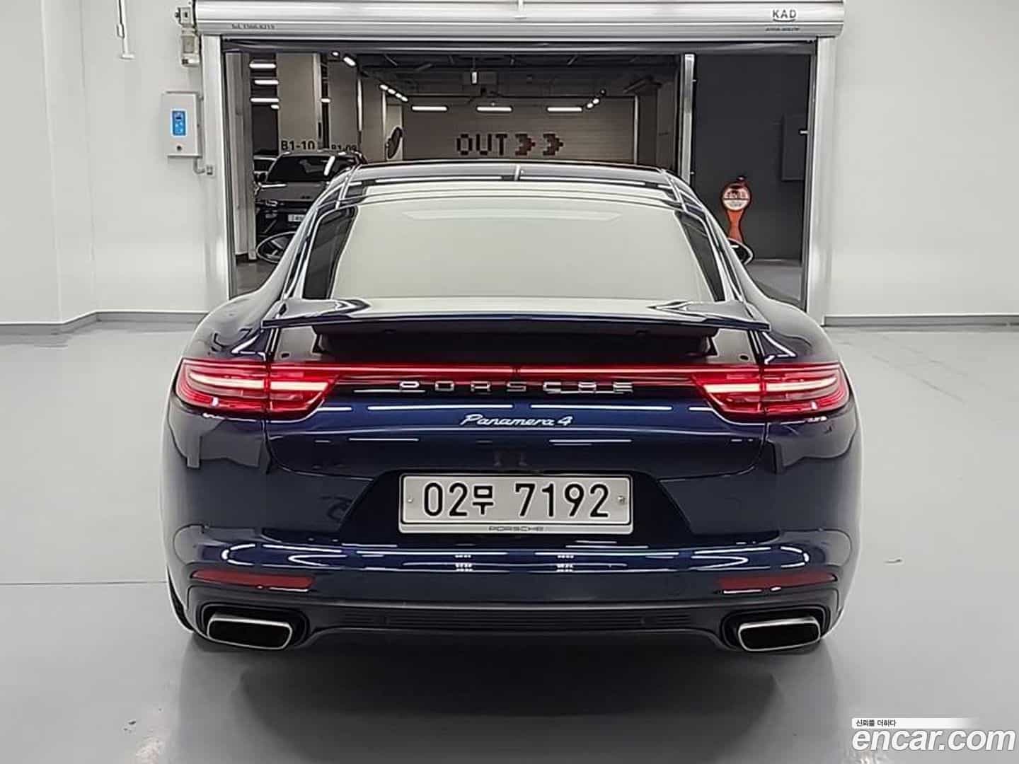 Panamera Porsche 2017.11-OUTER-003