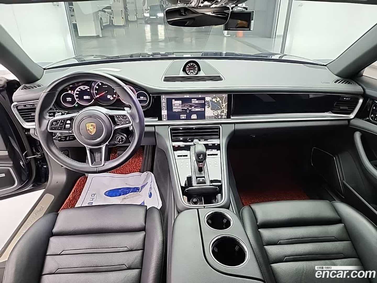 Panamera Porsche 2017.11-INNER-007
