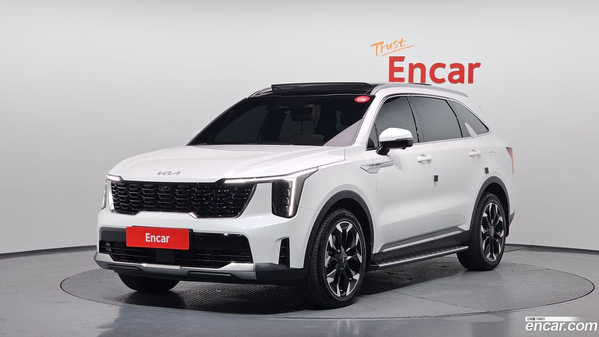 Main__Slider__Photo:Sorento Kia 2025.11-0