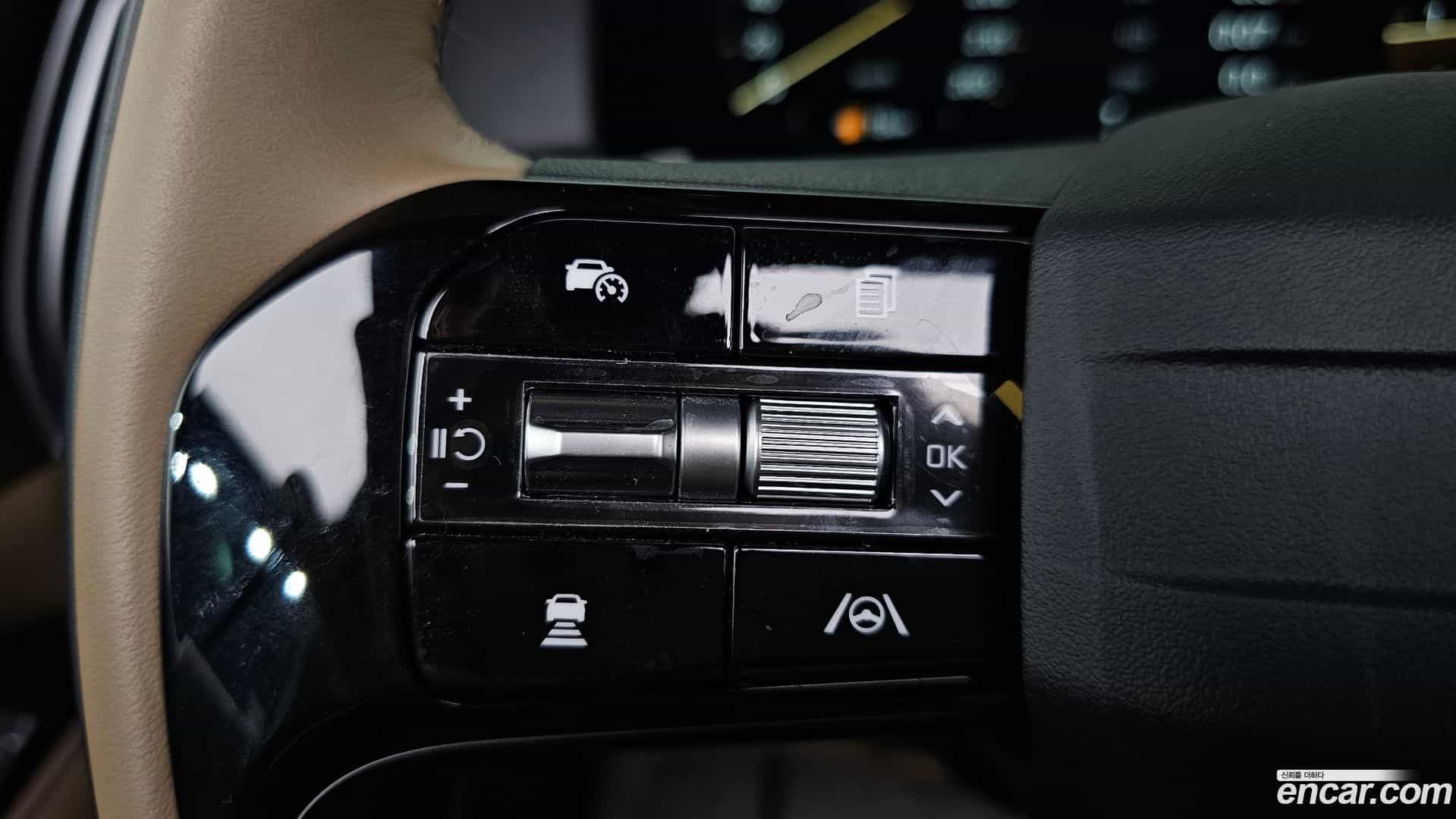 Sorento Kia 2025.11-OPTION-021