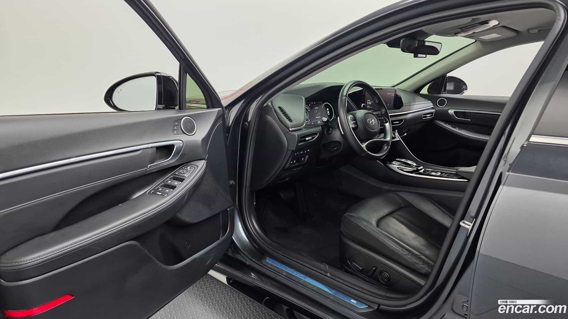 Sonata Hyundai 2022.11-INNER-010