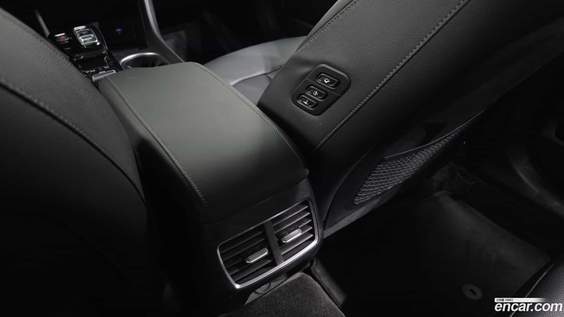 Sonata Hyundai 2022.11-OPTION-043