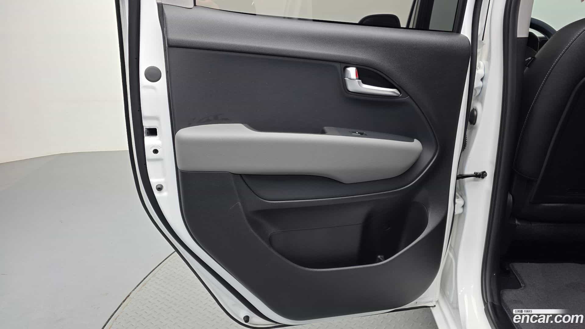 RAY Kia 2026.0-INNER-035