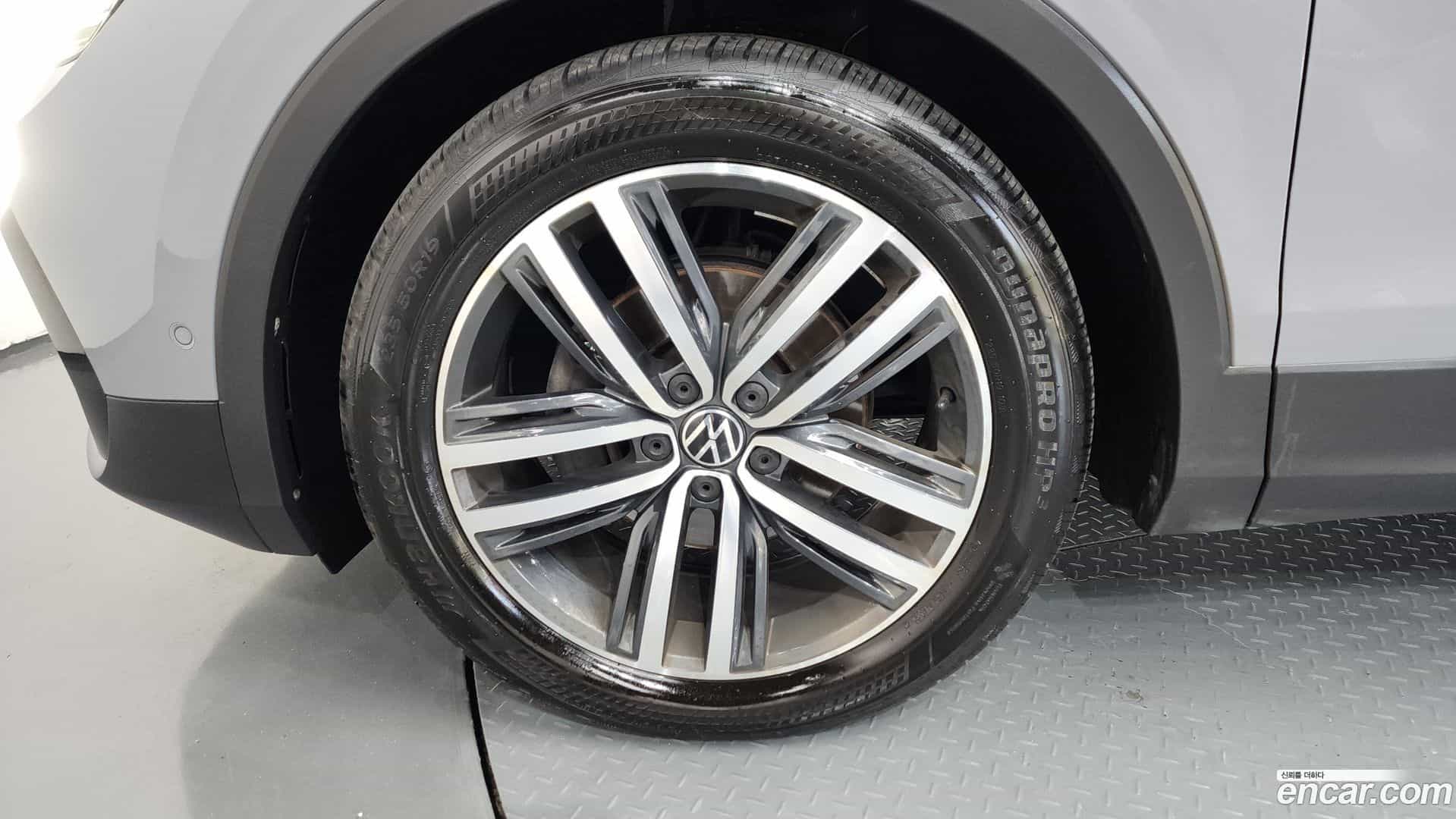 Tiguan Volkswagen 2021.7-OUTER-005