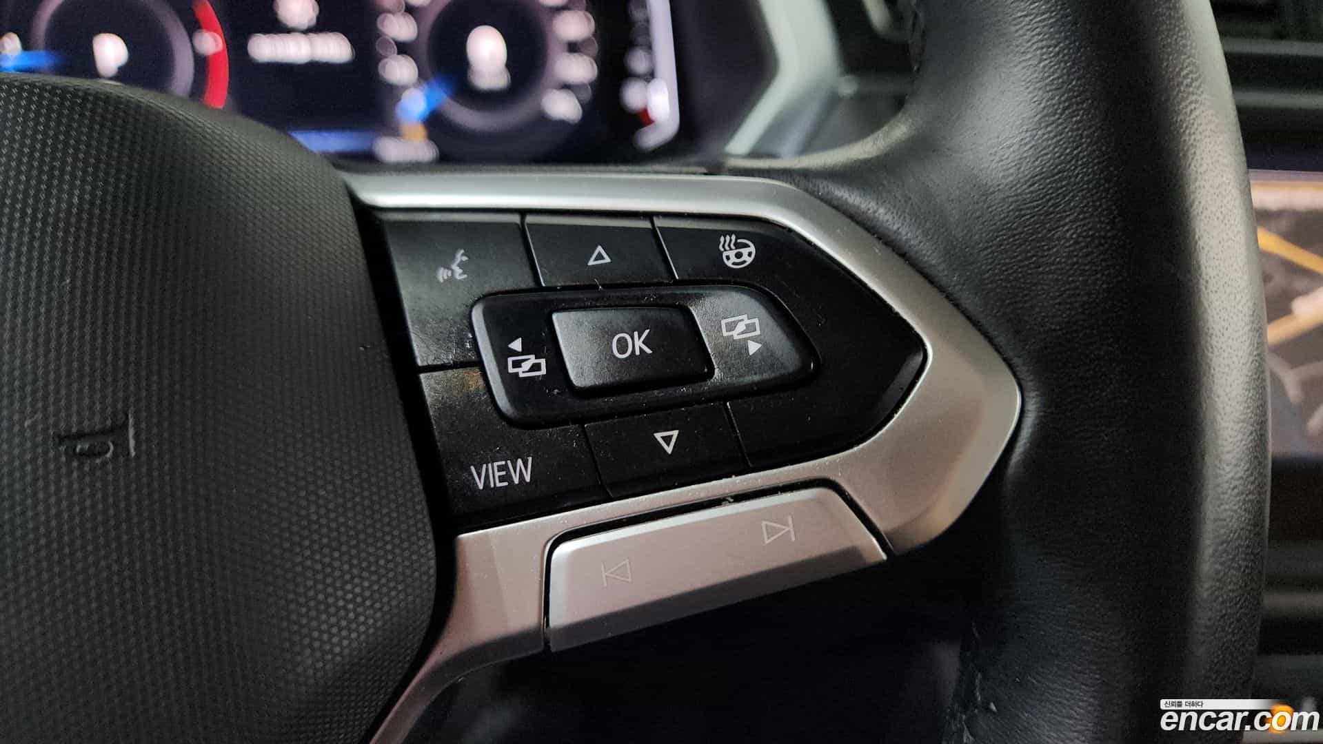 Tiguan Volkswagen 2021.7-OPTION-020