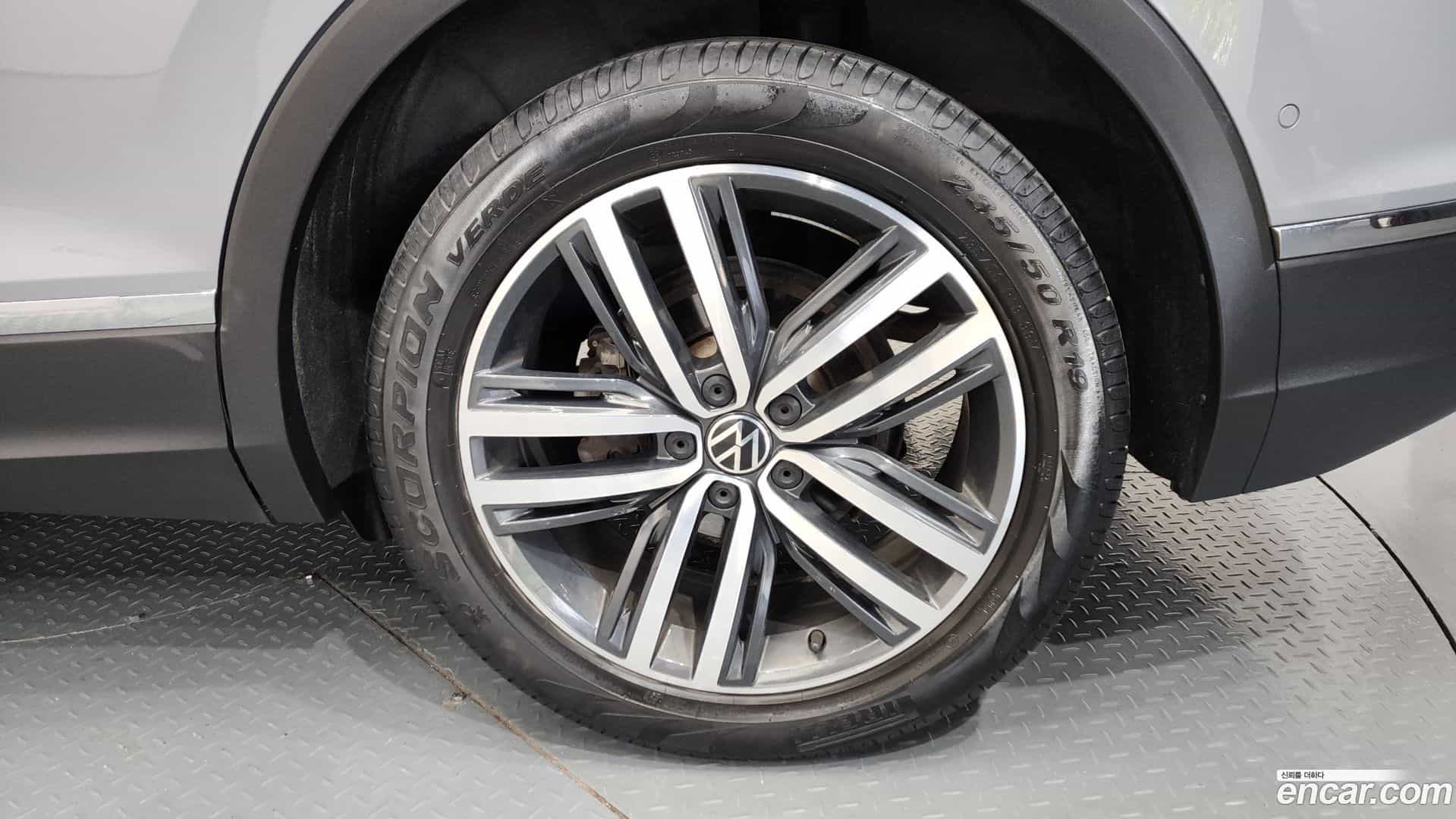 Tiguan Volkswagen 2021.7-OUTER-031