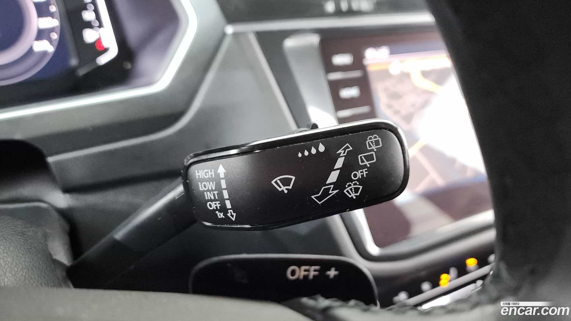 Tiguan Volkswagen 2021.7-OPTION-049
