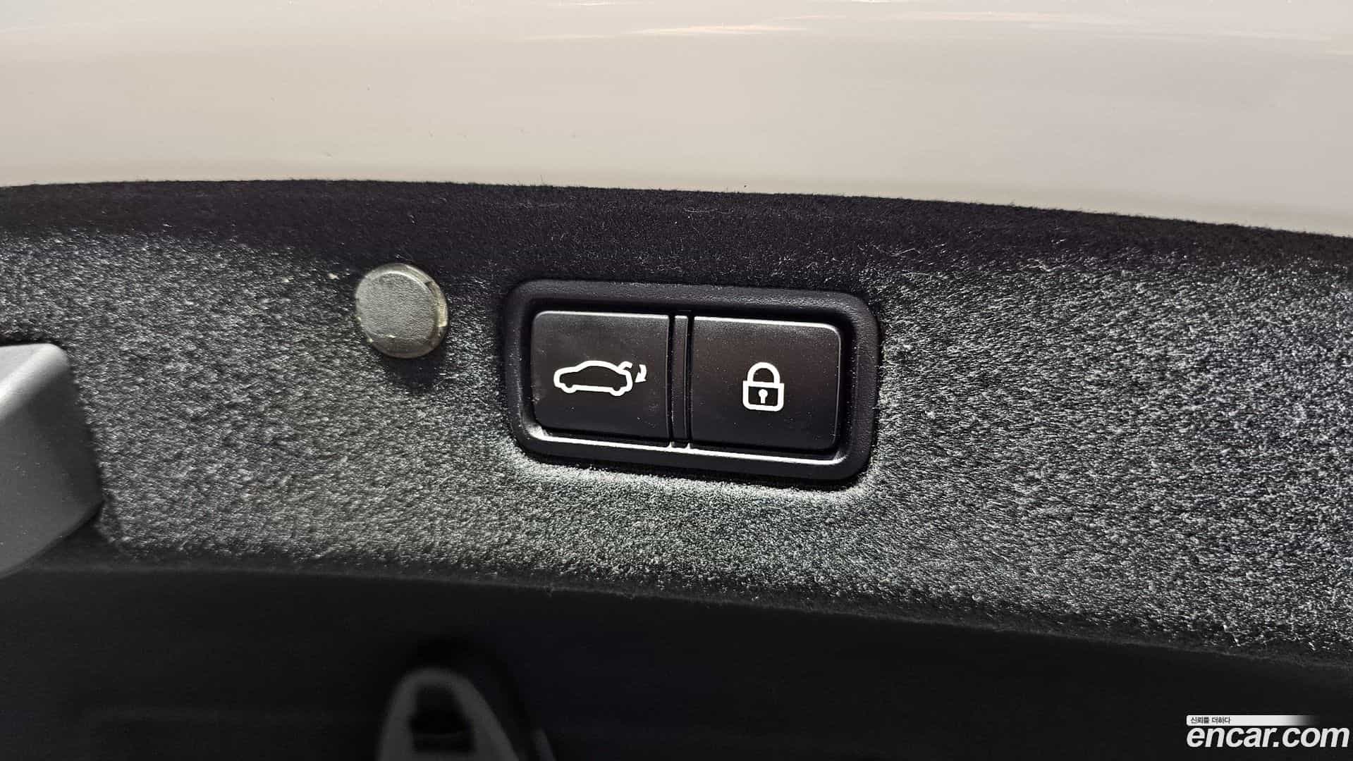 Grandeur Hyundai 2022.2-OPTION-020