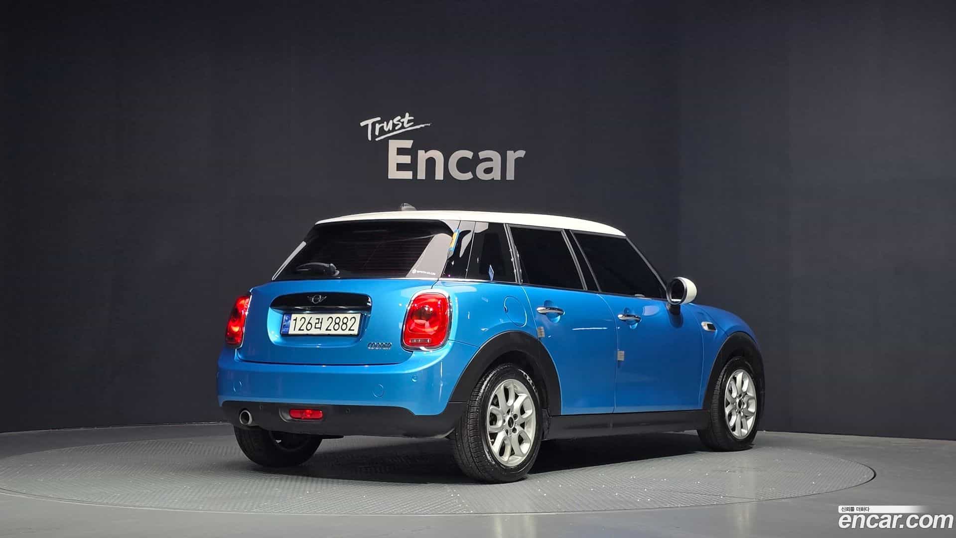 Cooper Mini 2018.4-OUTER-002