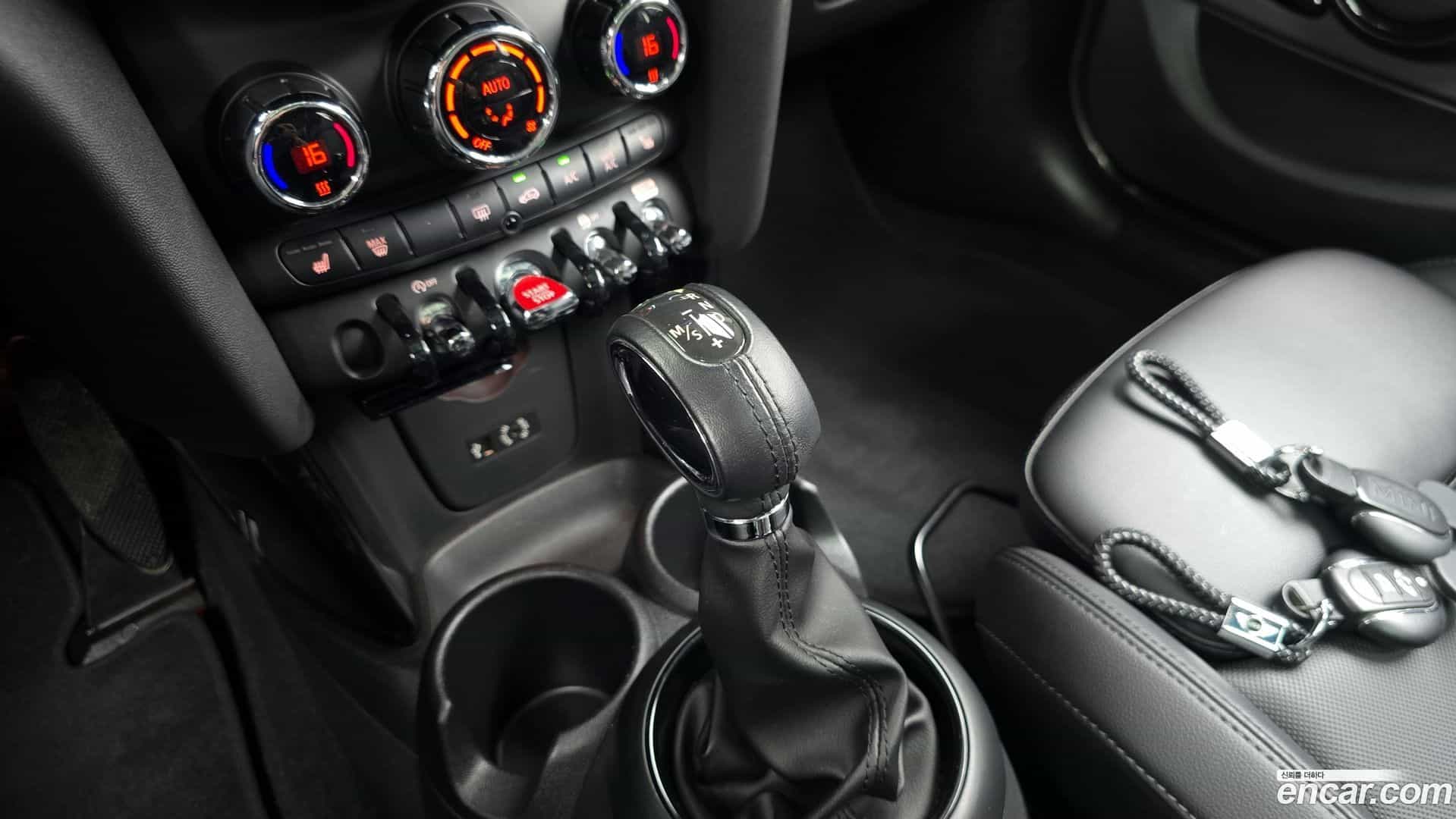 Cooper Mini 2018.4-INNER-009