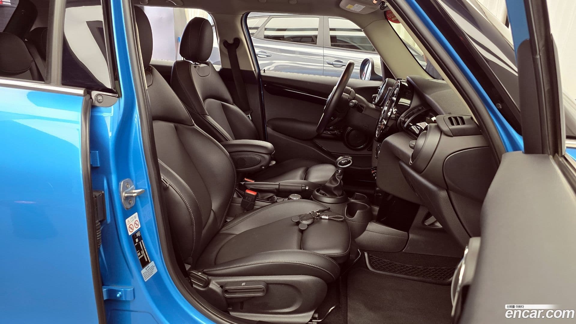 Main__Slider__Photo:Cooper Mini 2018.4-25