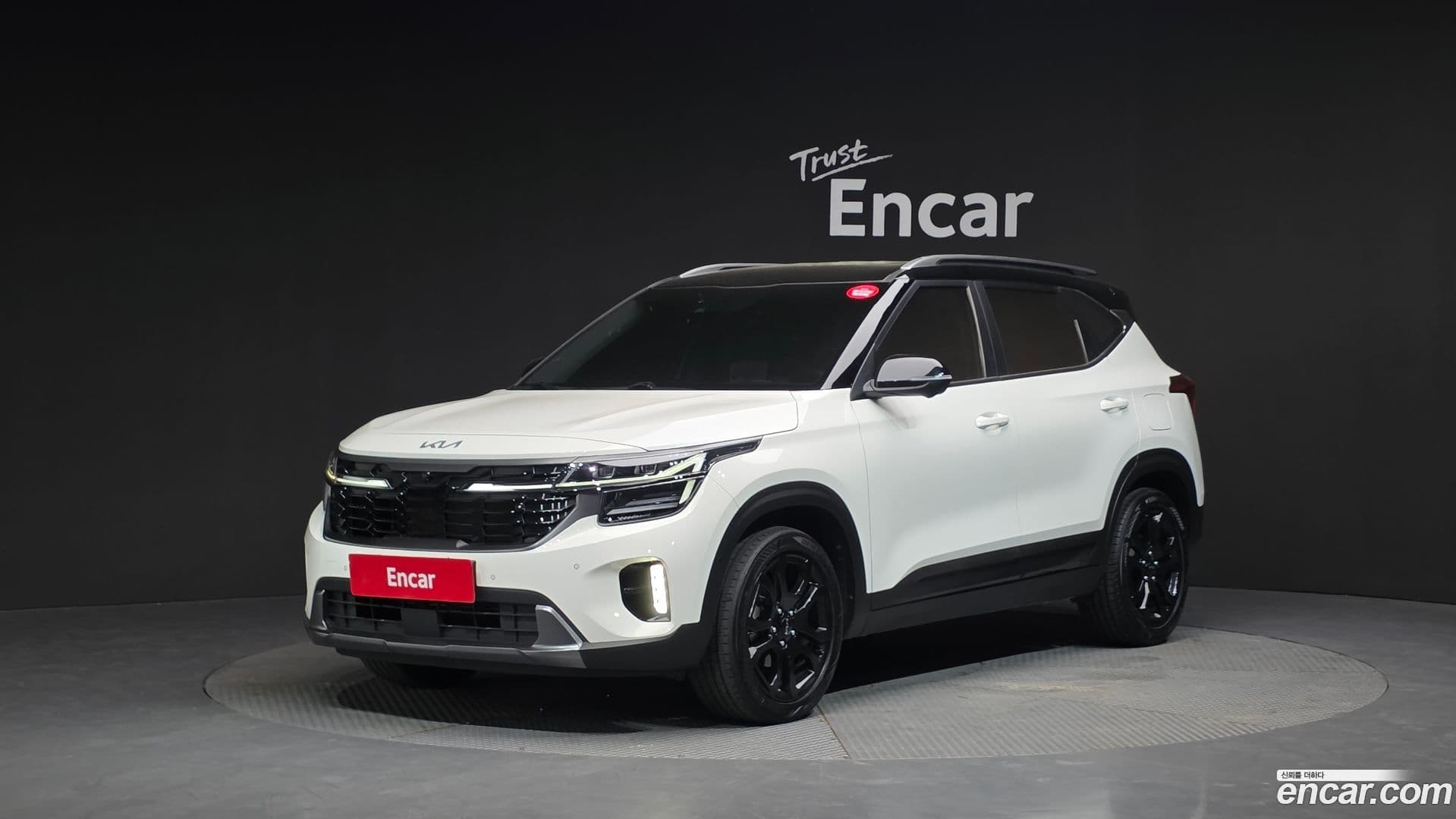 Main__Slider__Photo:Seltos Kia 2023.0-0