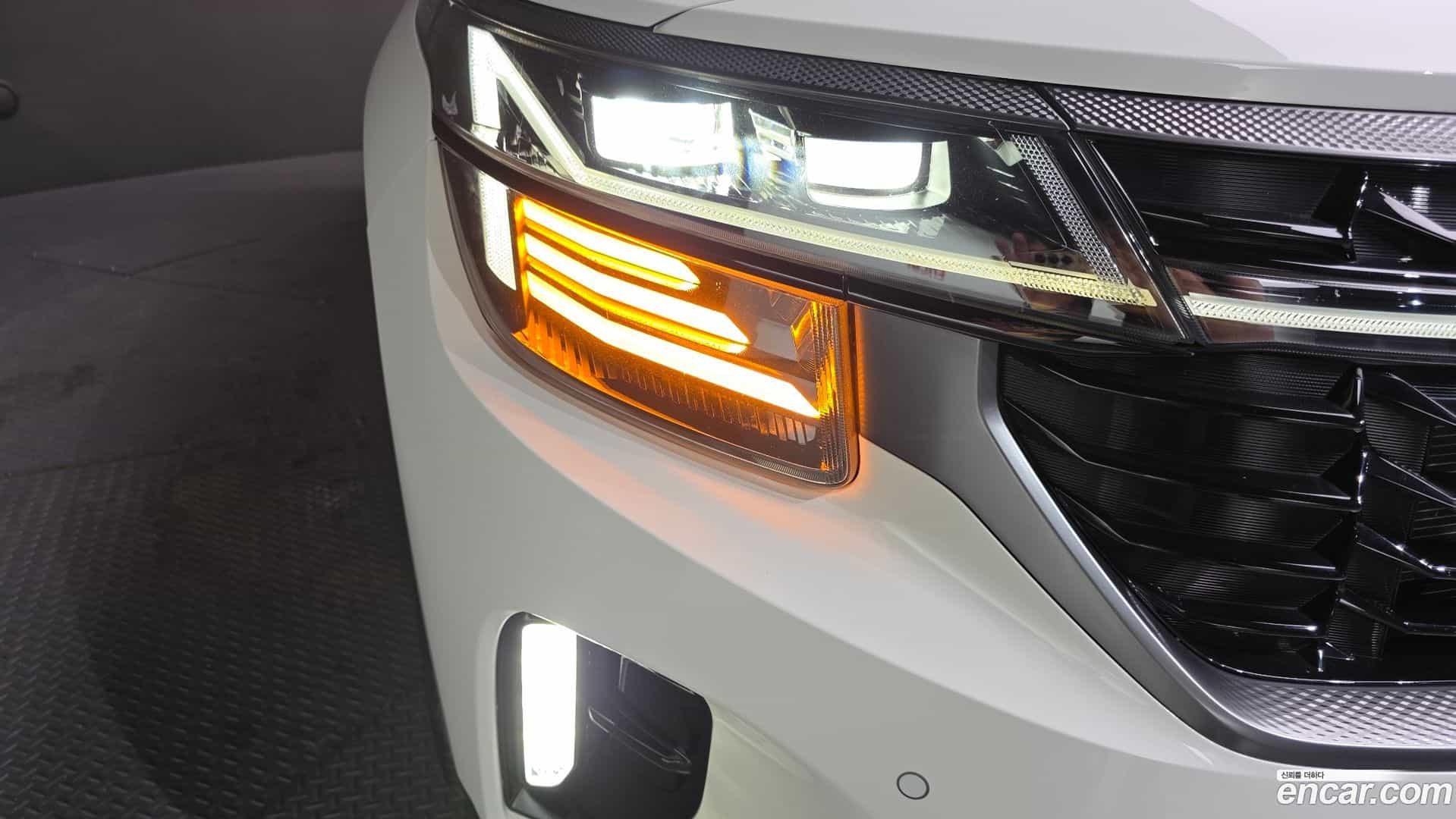 Seltos Kia 2023.0-OUTER-032