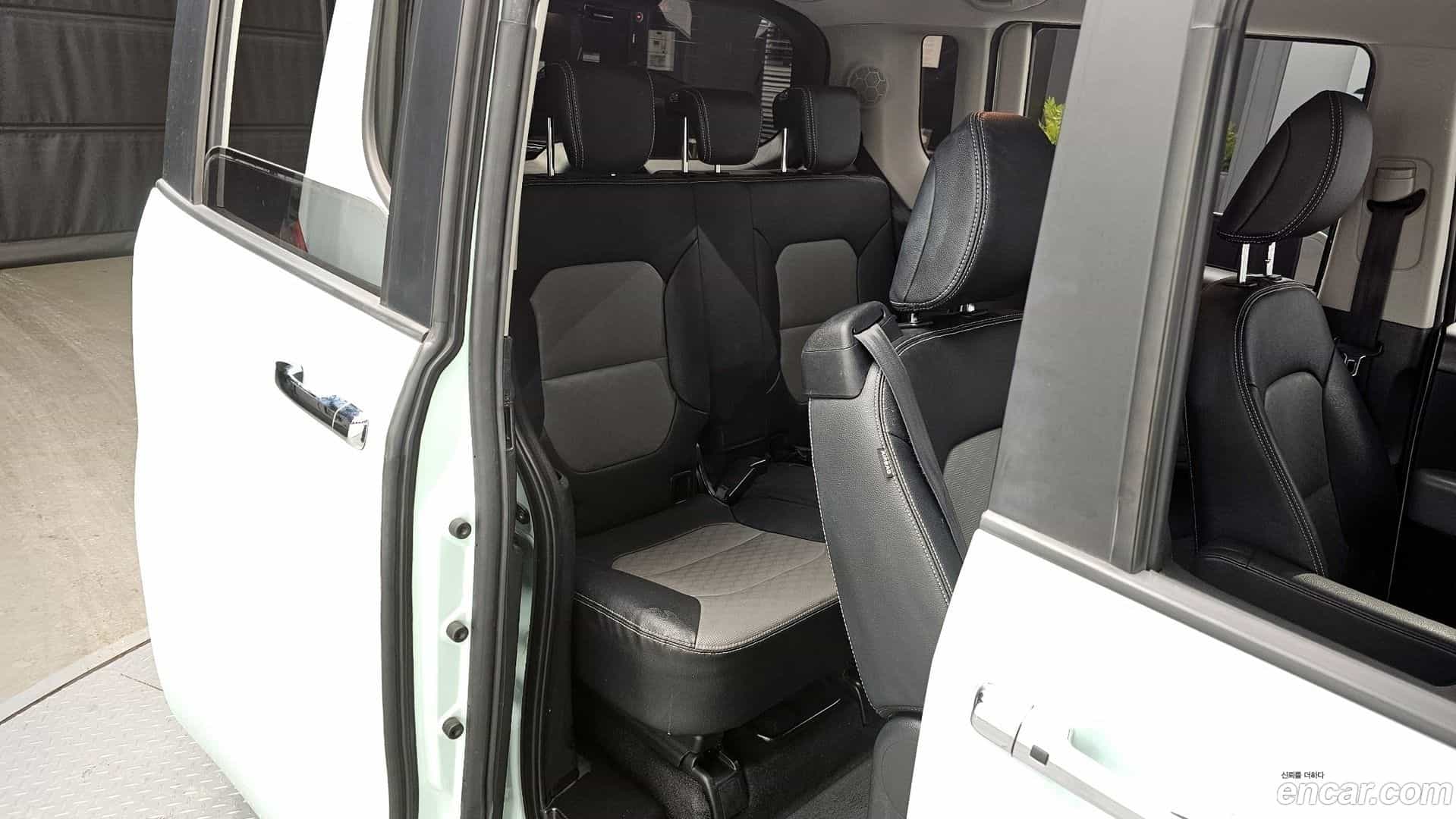 RAY Kia 2021.11-INNER-036