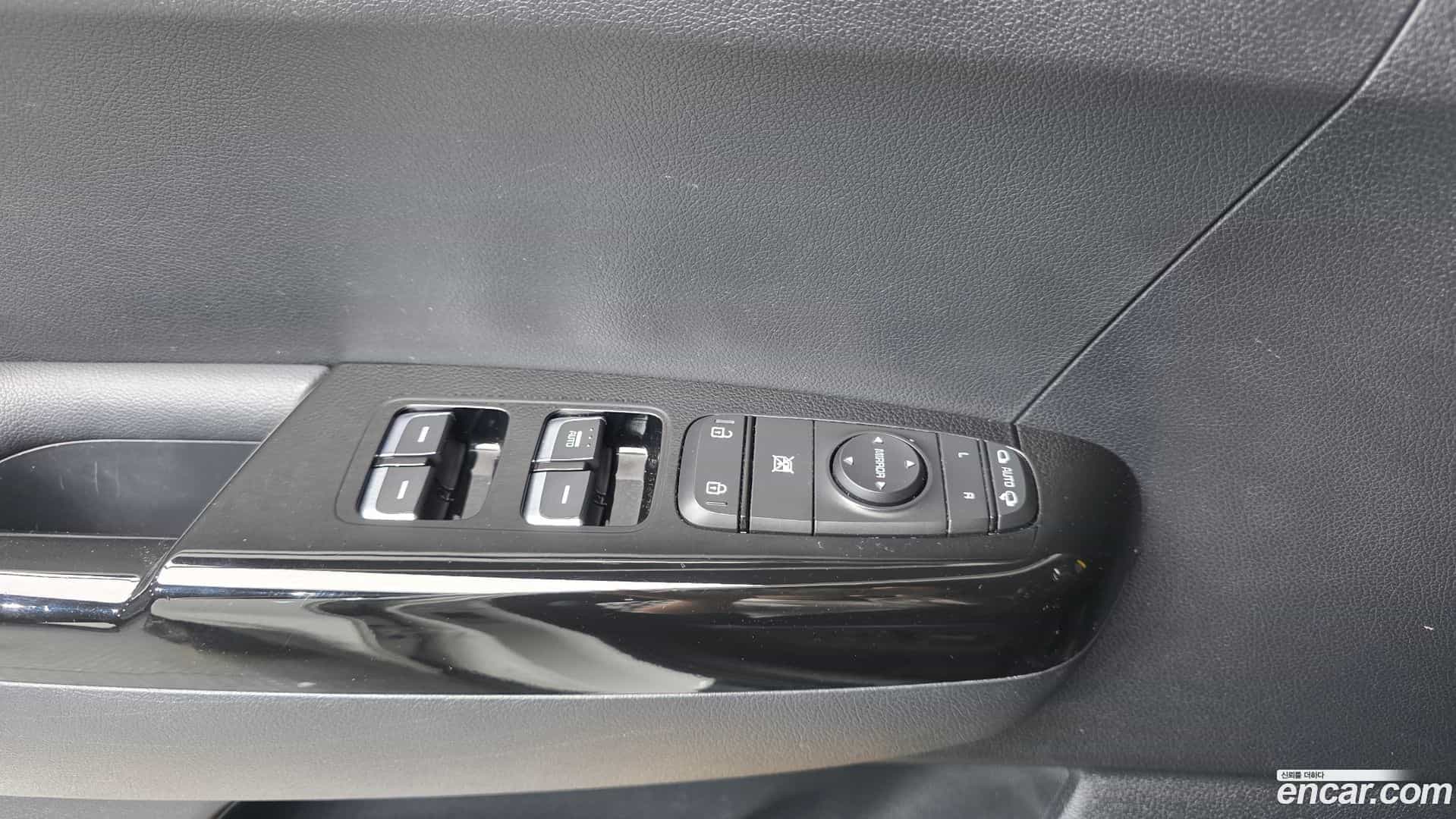 Sportage Kia 2018.10-OPTION-015