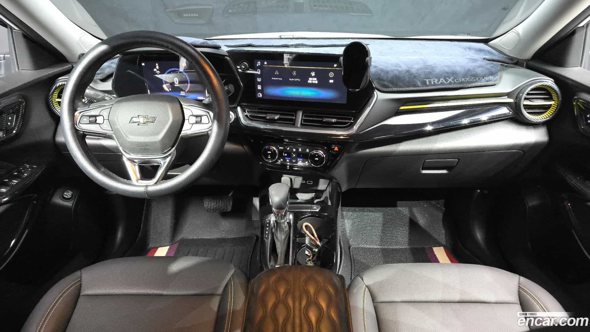 Trax Chevrolet 2023.3-INNER-007