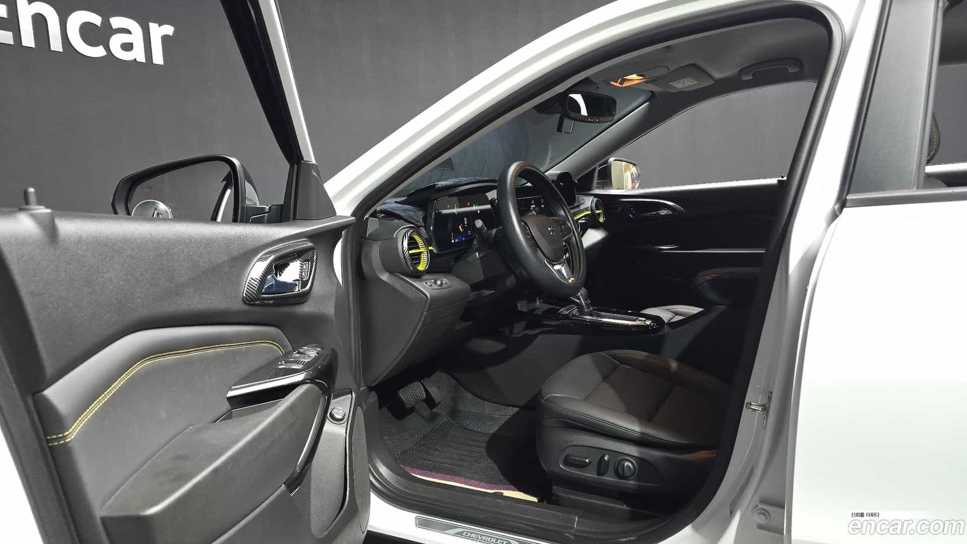 Trax Chevrolet 2023.3-INNER-010