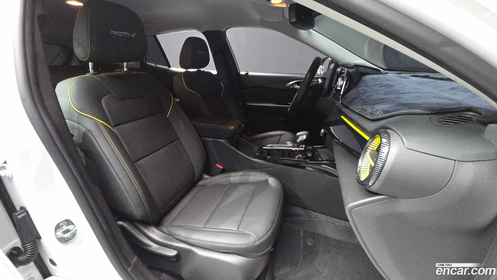 Trax Chevrolet 2023.3-OPTION-015