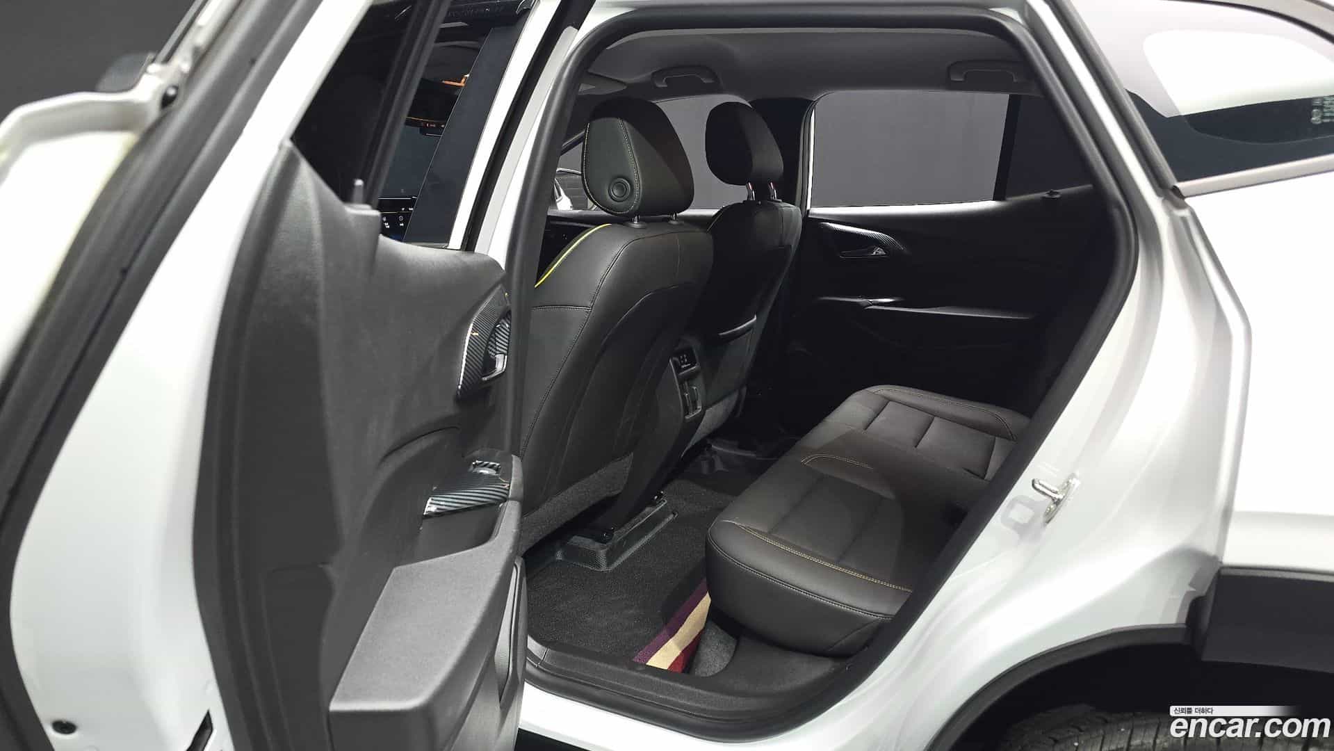 Trax Chevrolet 2023.3-INNER-036