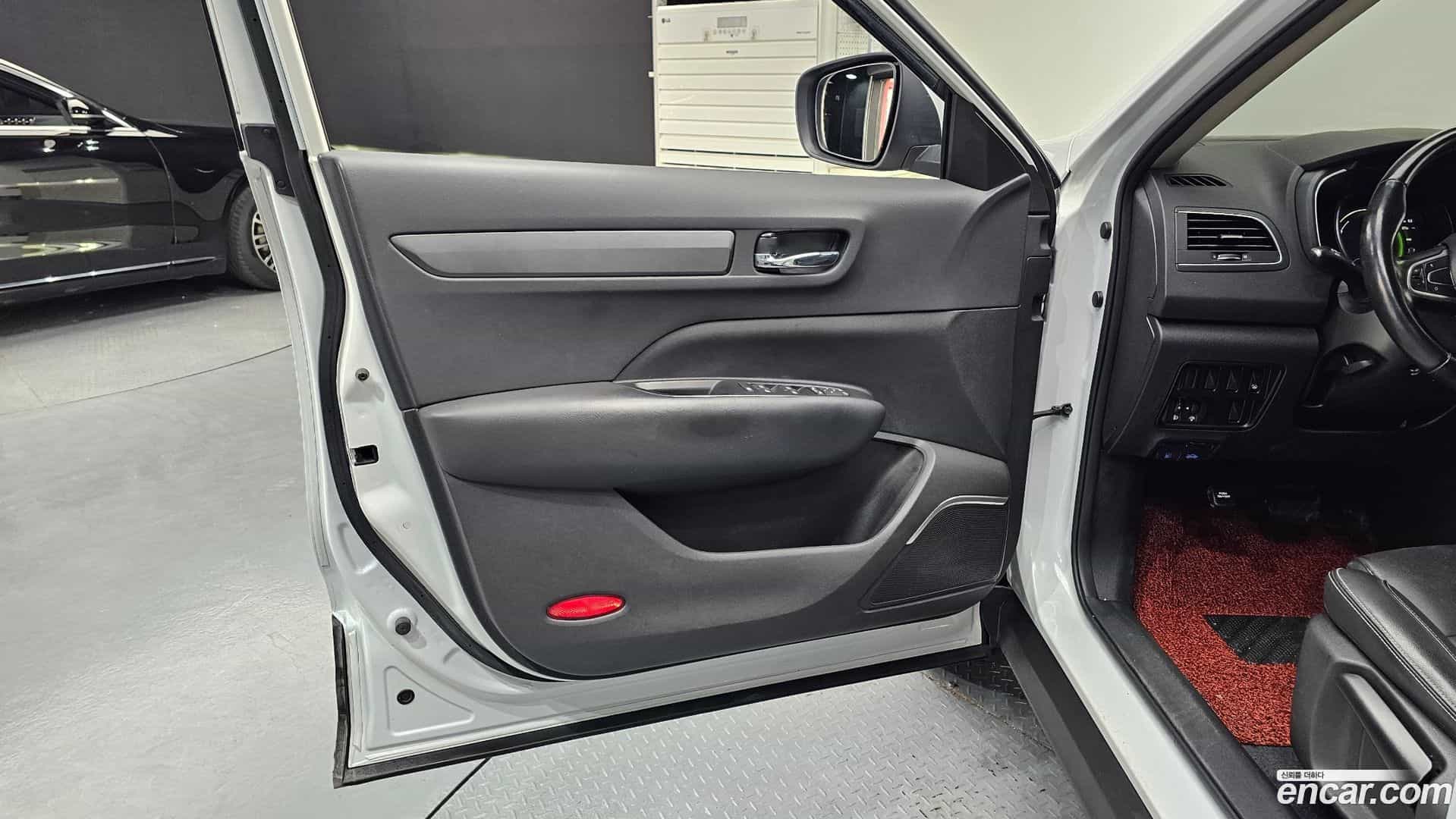 QM6 Renault Korea 2023.2-INNER-034