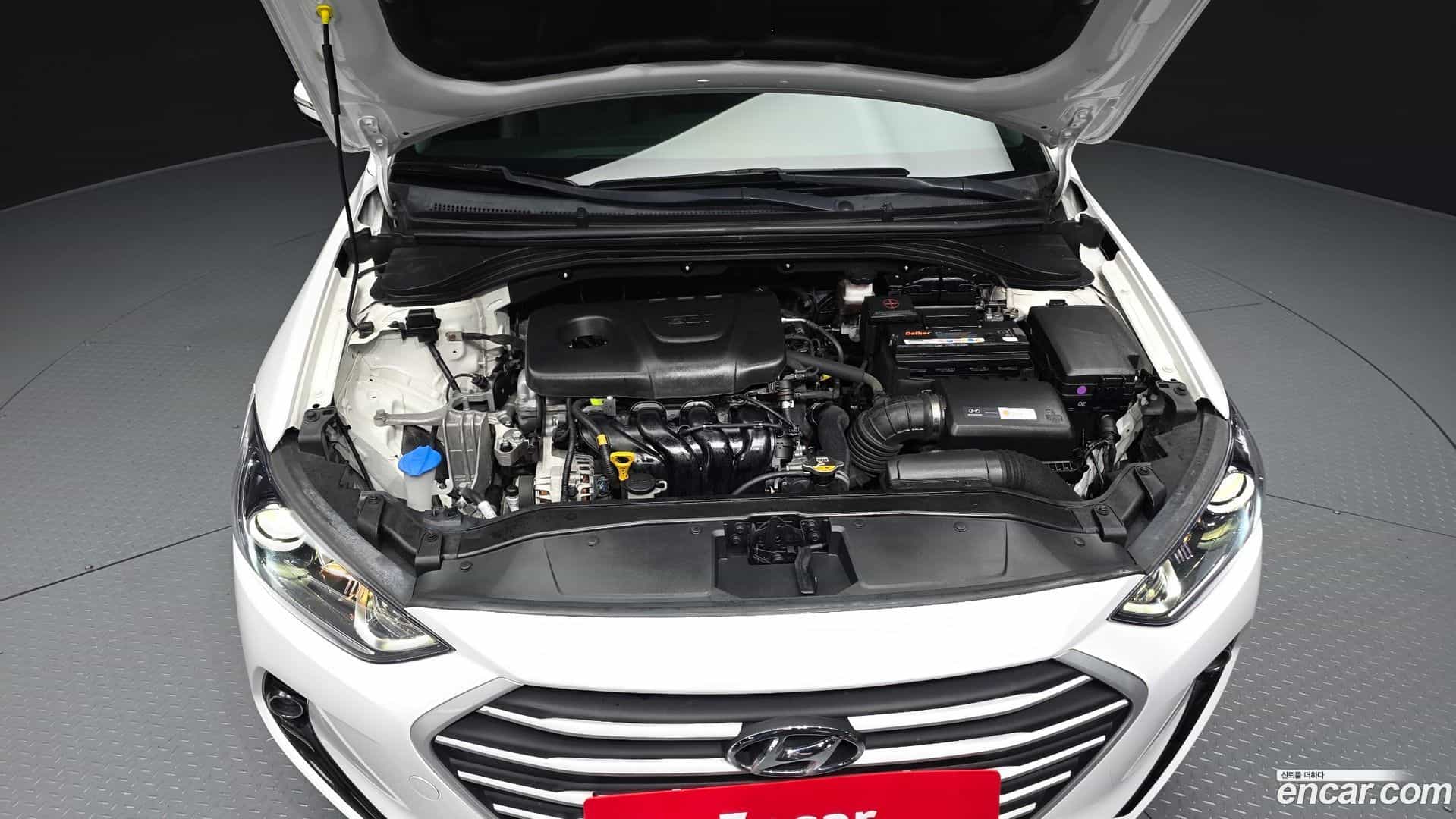AVANTE Hyundai 2017.9-OUTER-006