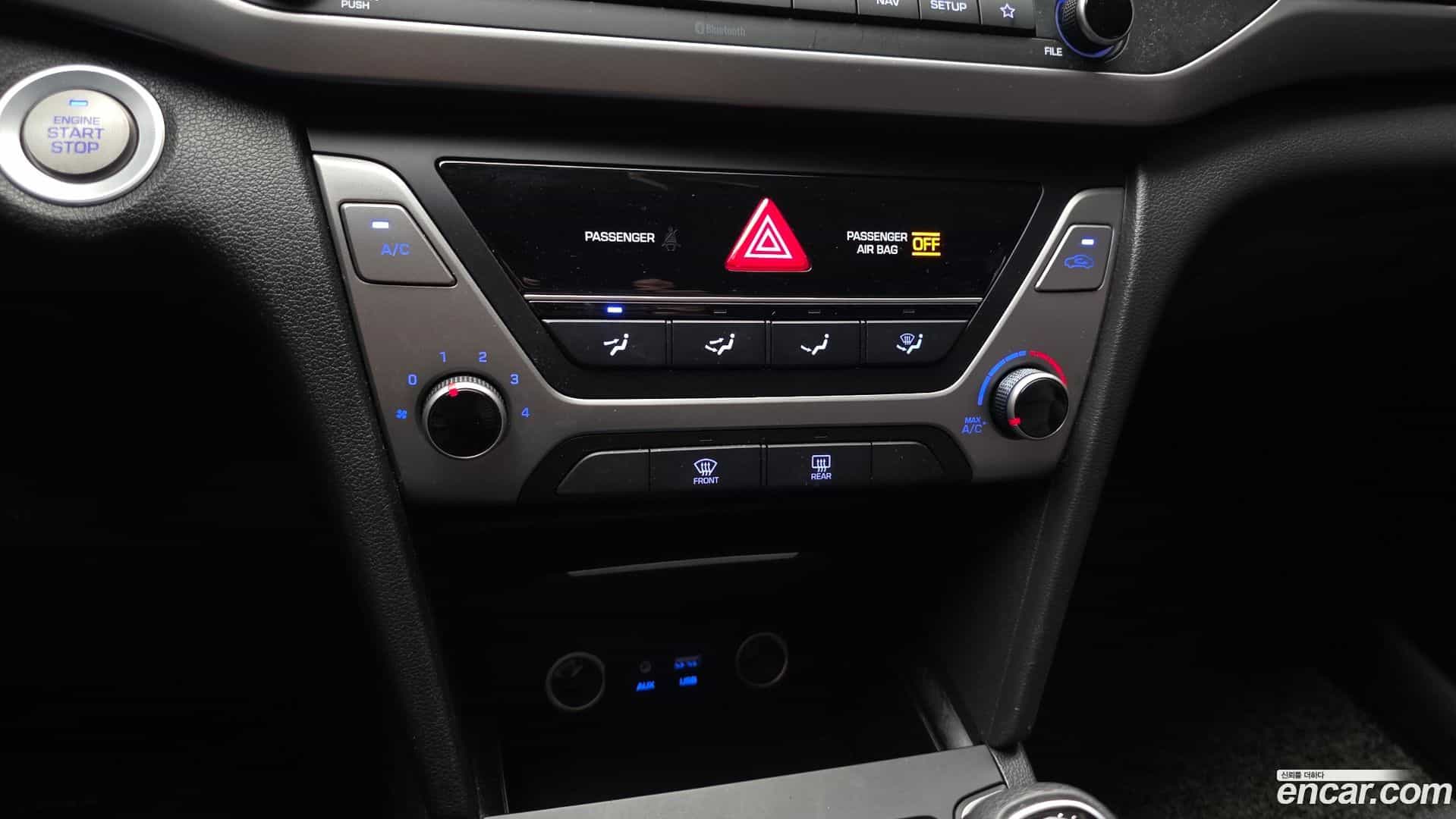 AVANTE Hyundai 2017.9-OPTION-021