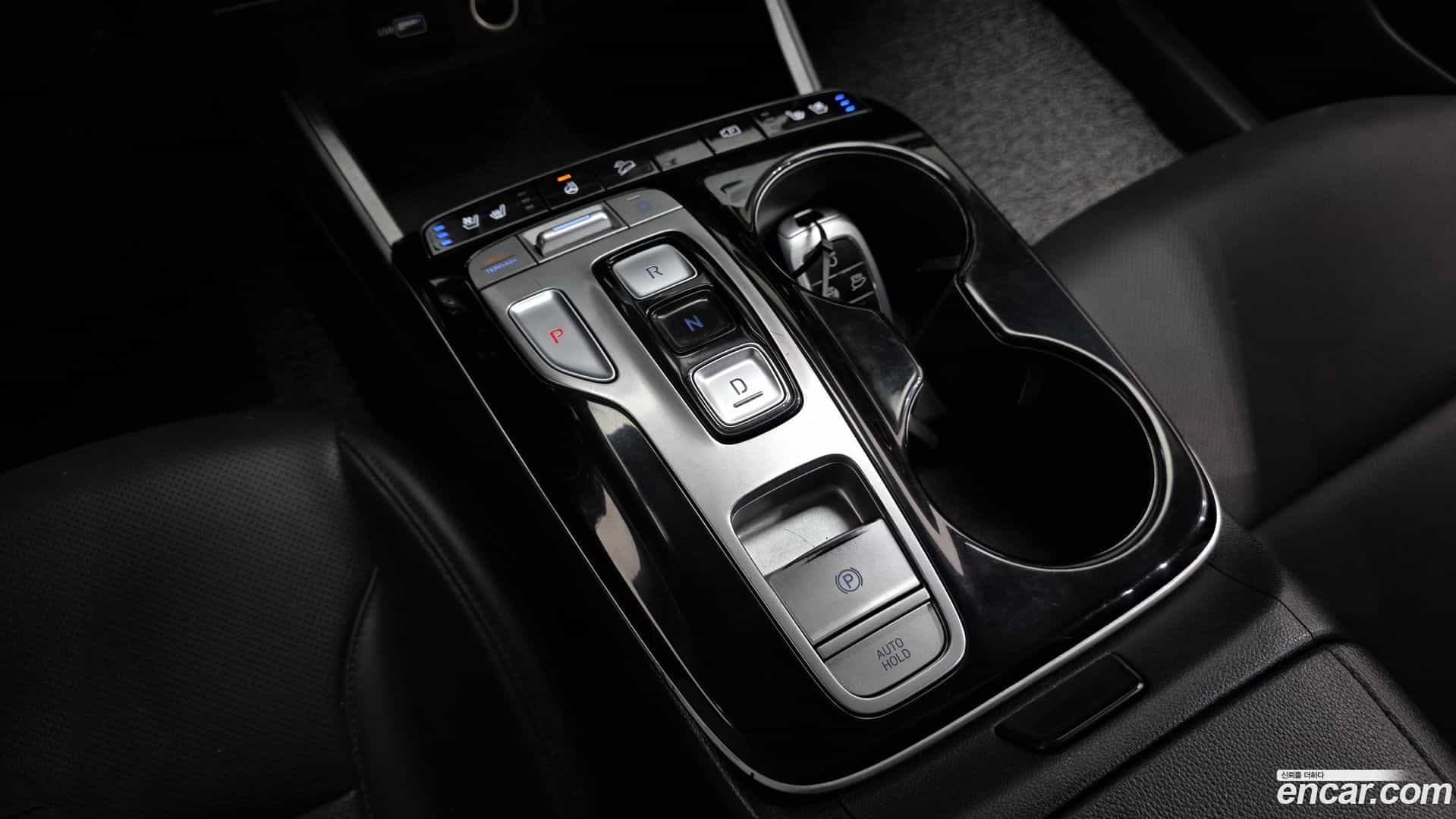 Tucson Hyundai 2023.1-INNER-009