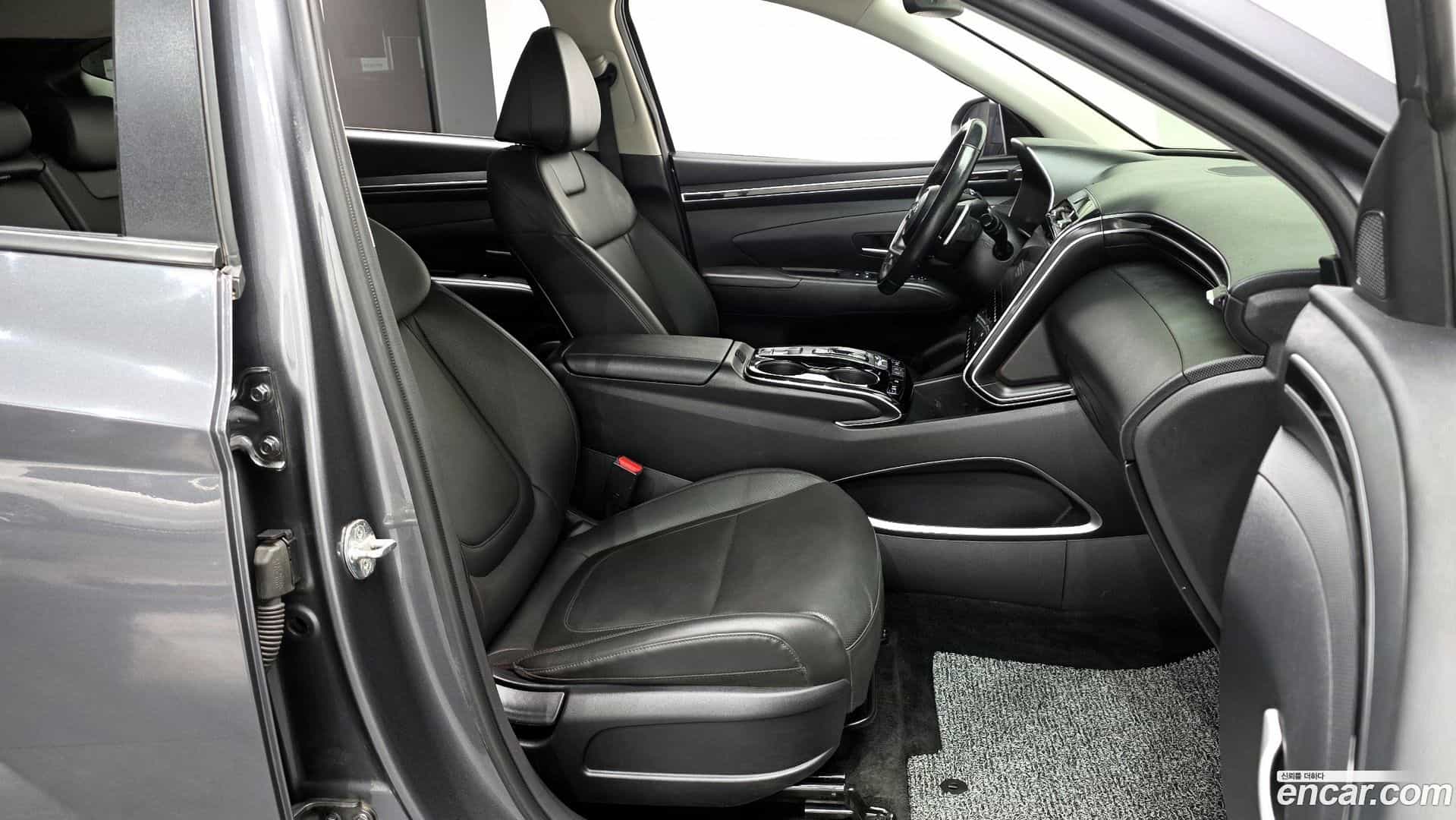 Tucson Hyundai 2023.1-INNER-036