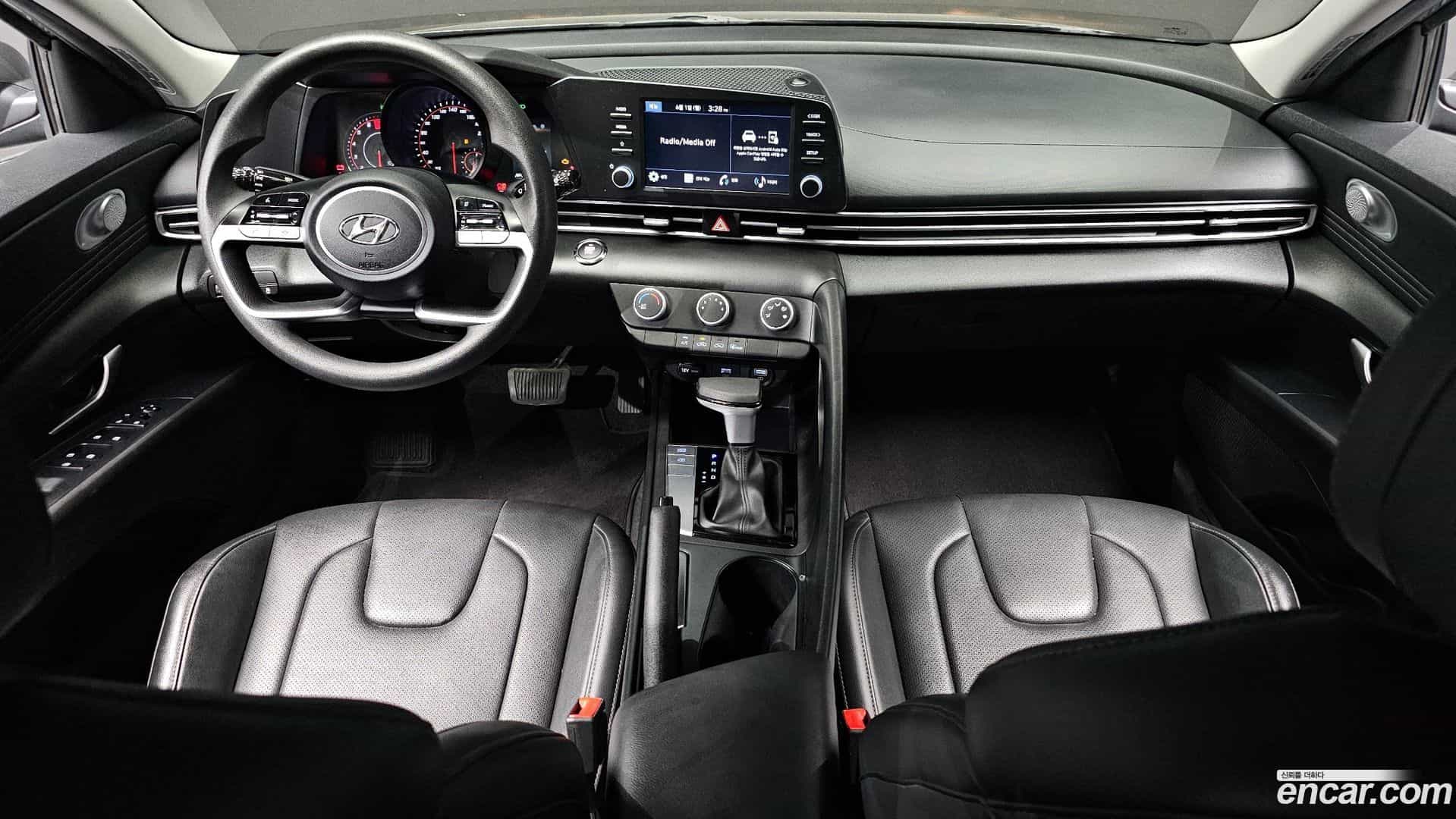 AVANTE Hyundai 2022.4-INNER-007