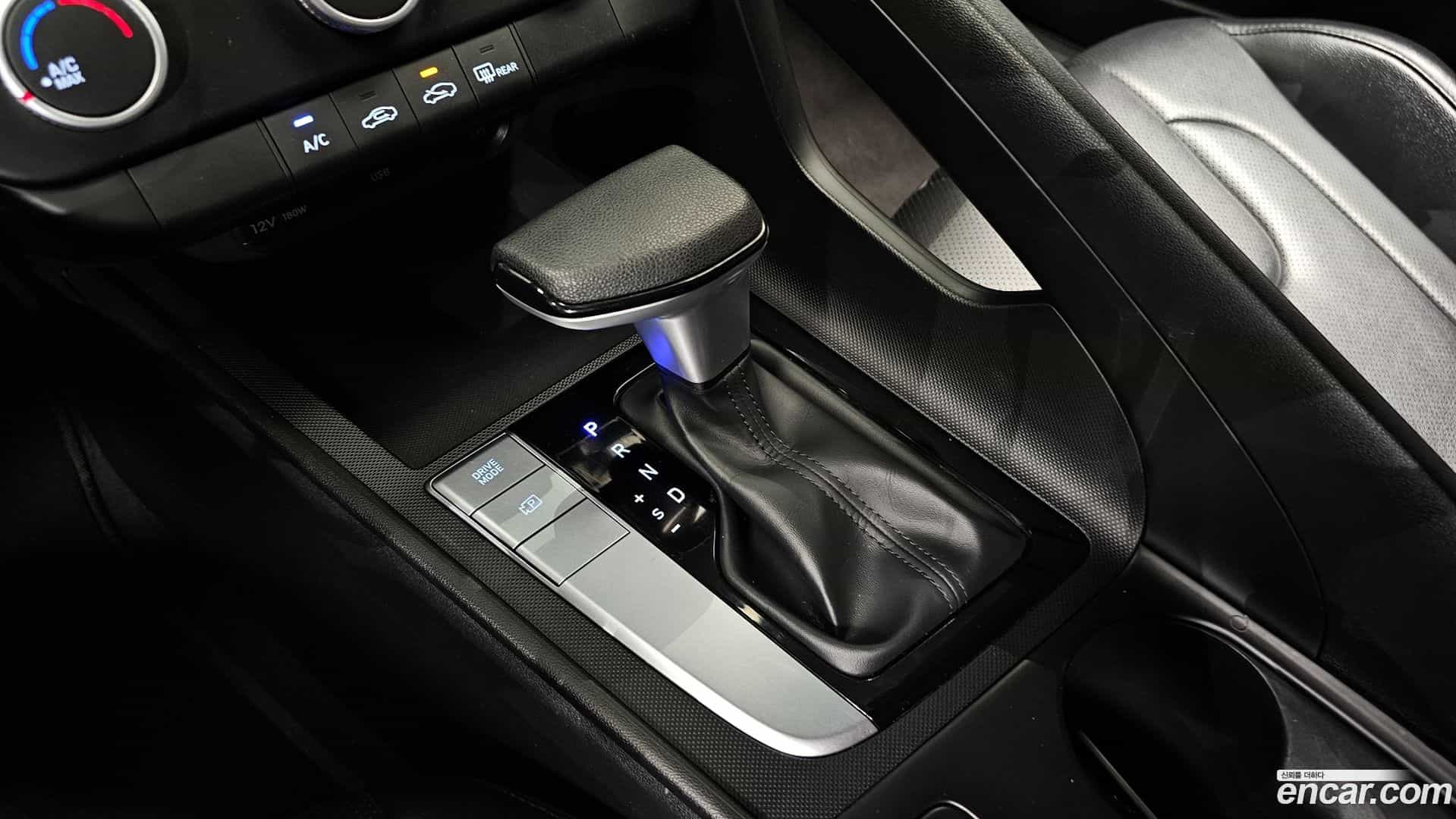 AVANTE Hyundai 2022.4-INNER-009