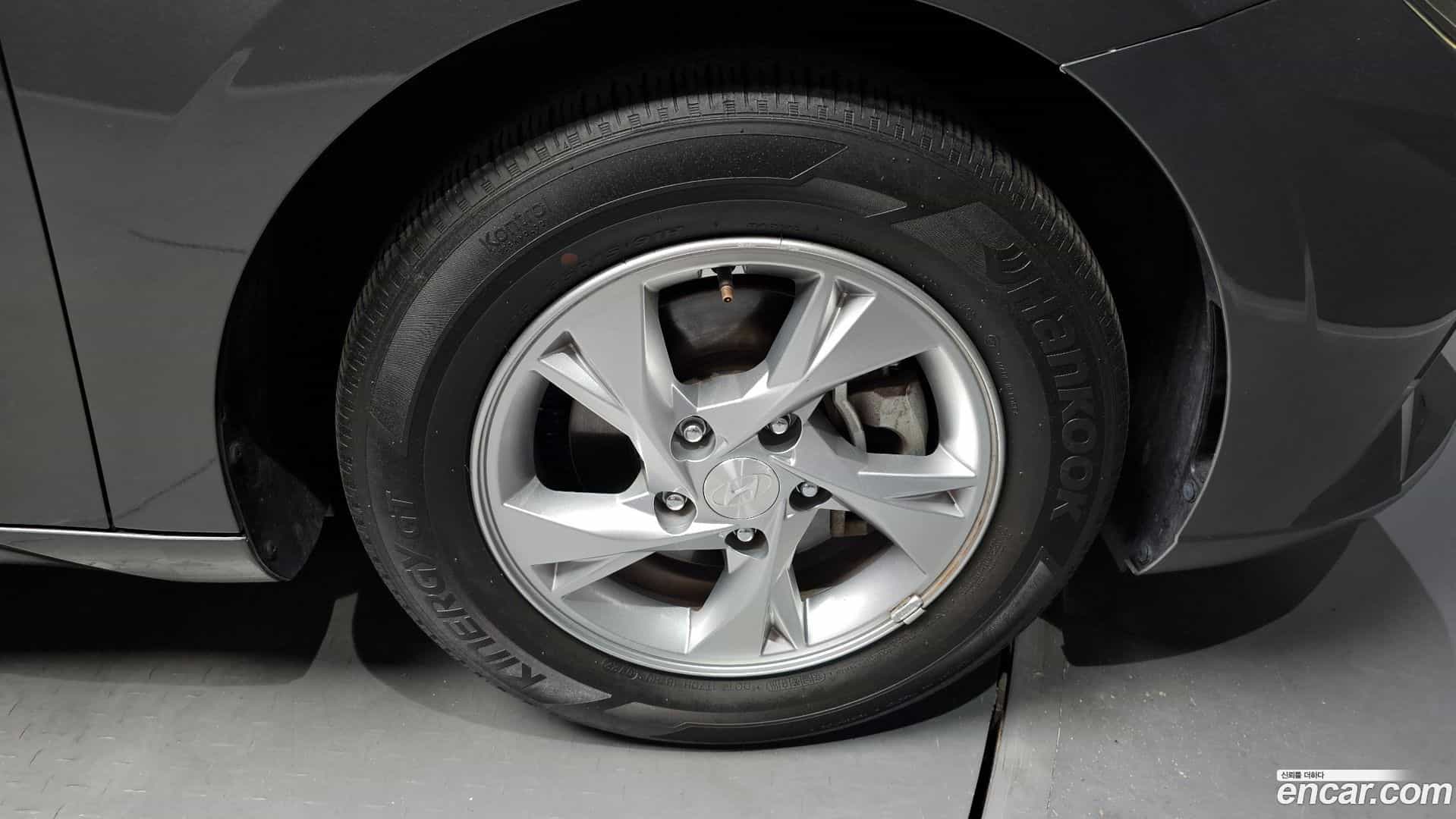 AVANTE Hyundai 2022.4-OUTER-031