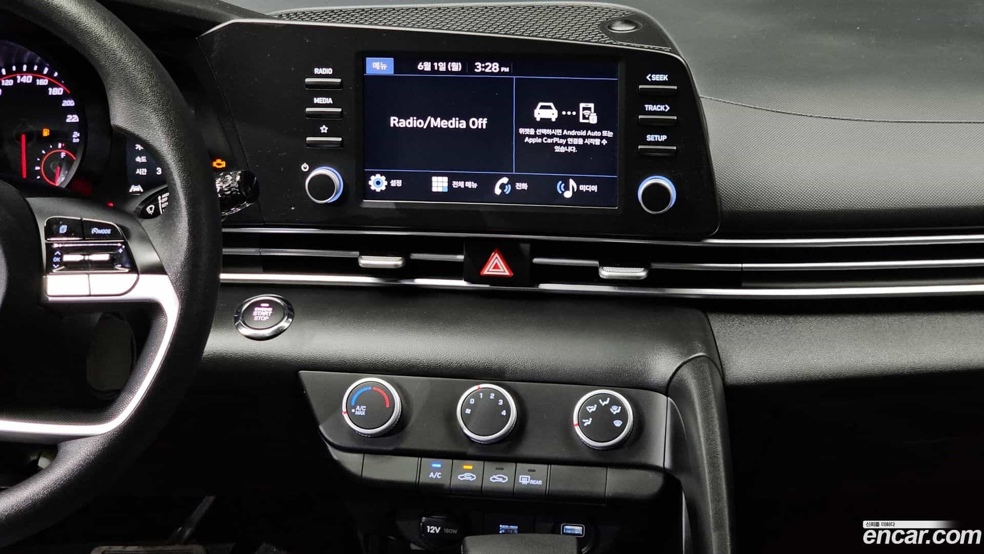 AVANTE Hyundai 2022.4-OPTION-040