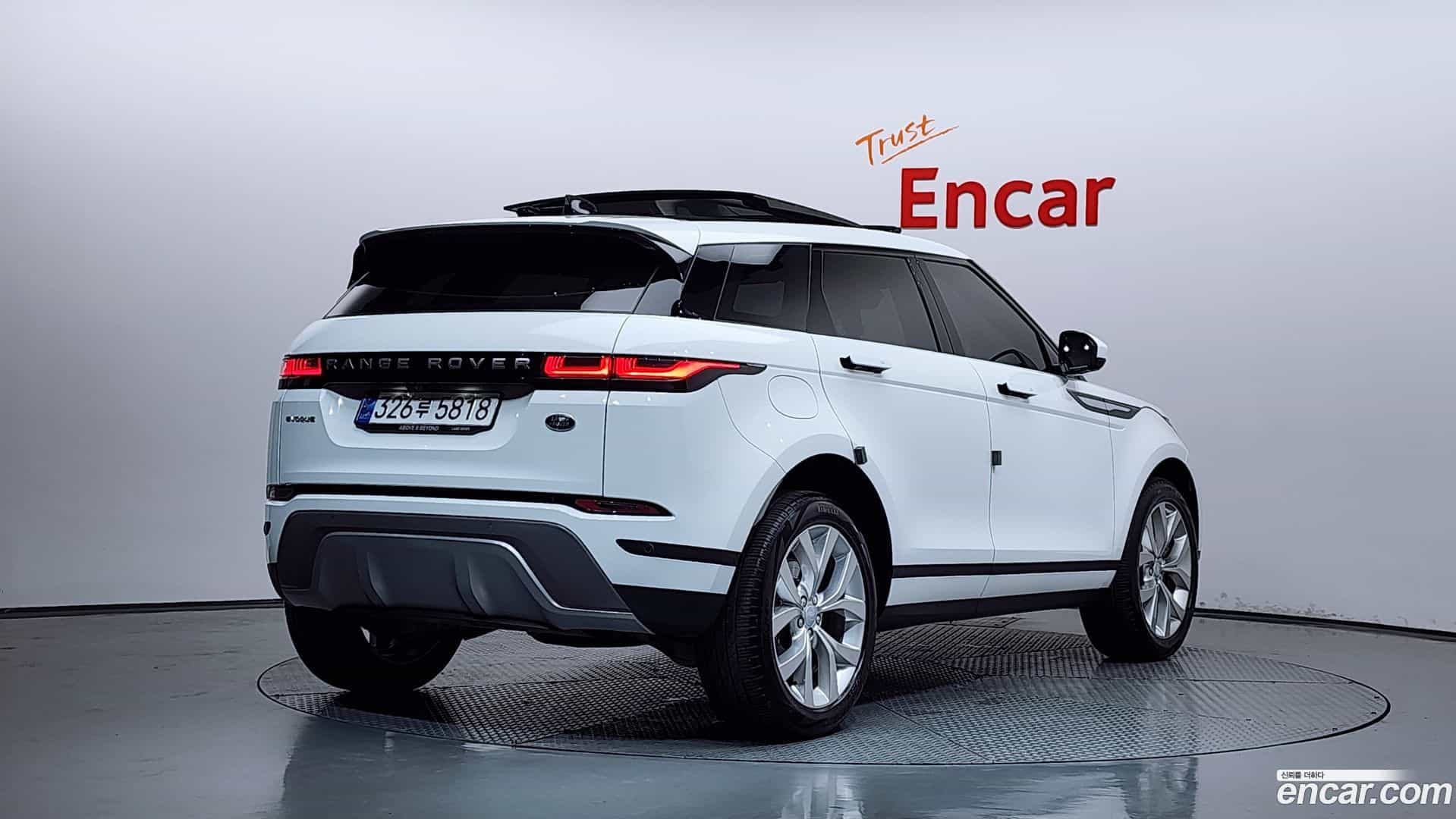 Range Rover Evoque Land Rover 2023.5-OUTER-002